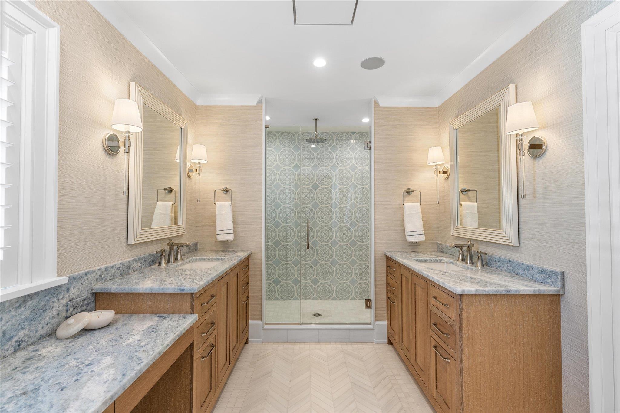 11605 Paradise Drive 