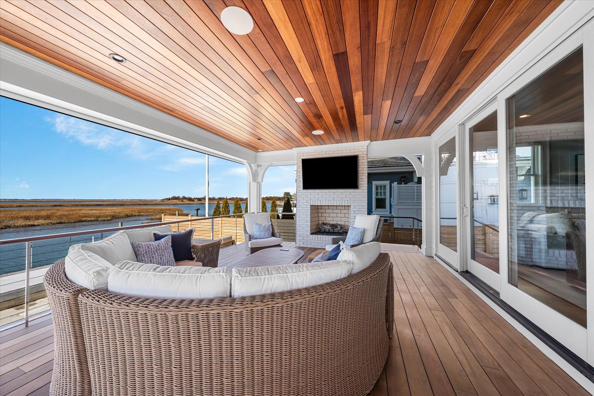 11605 Paradise Drive 