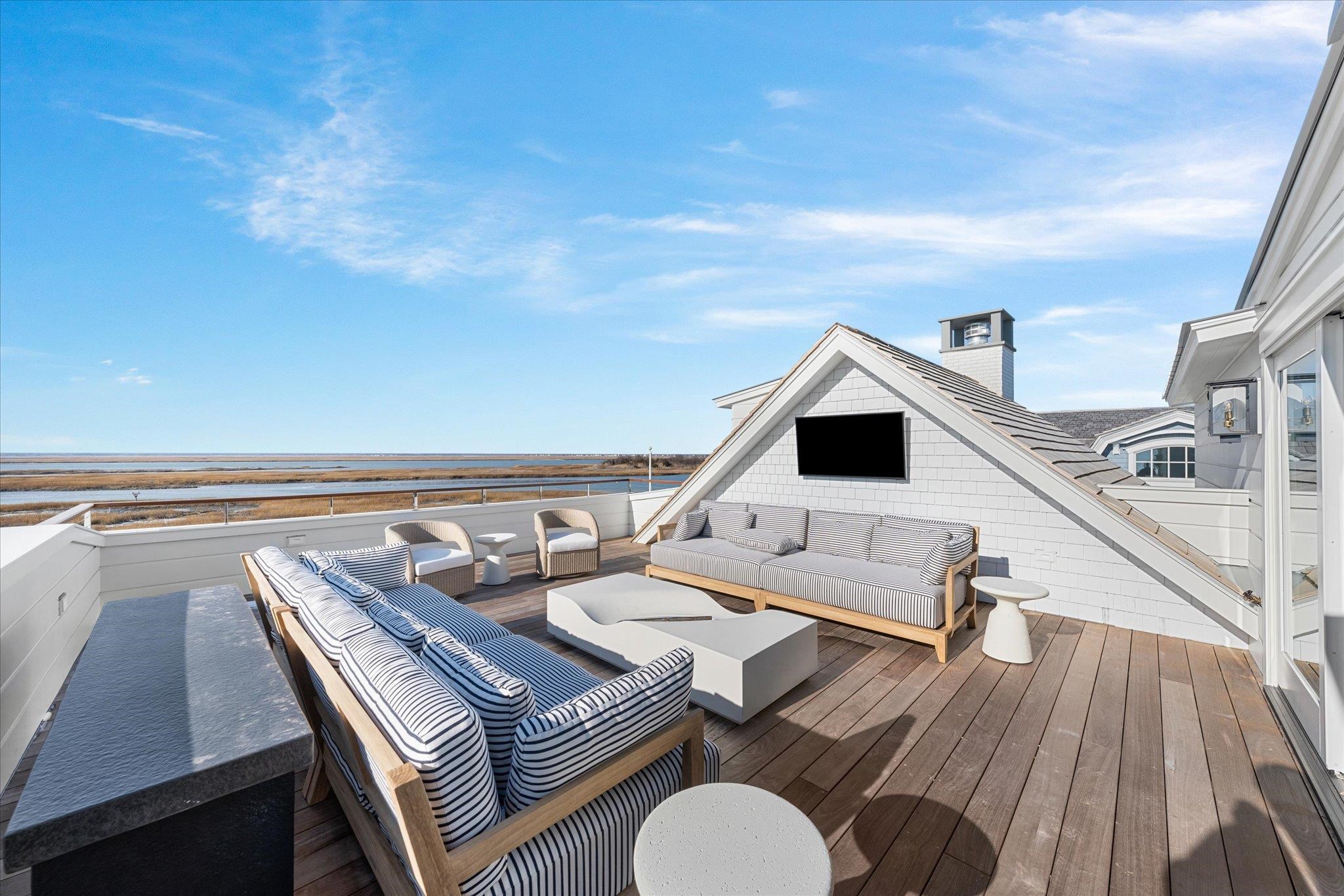 11605 Paradise Drive 