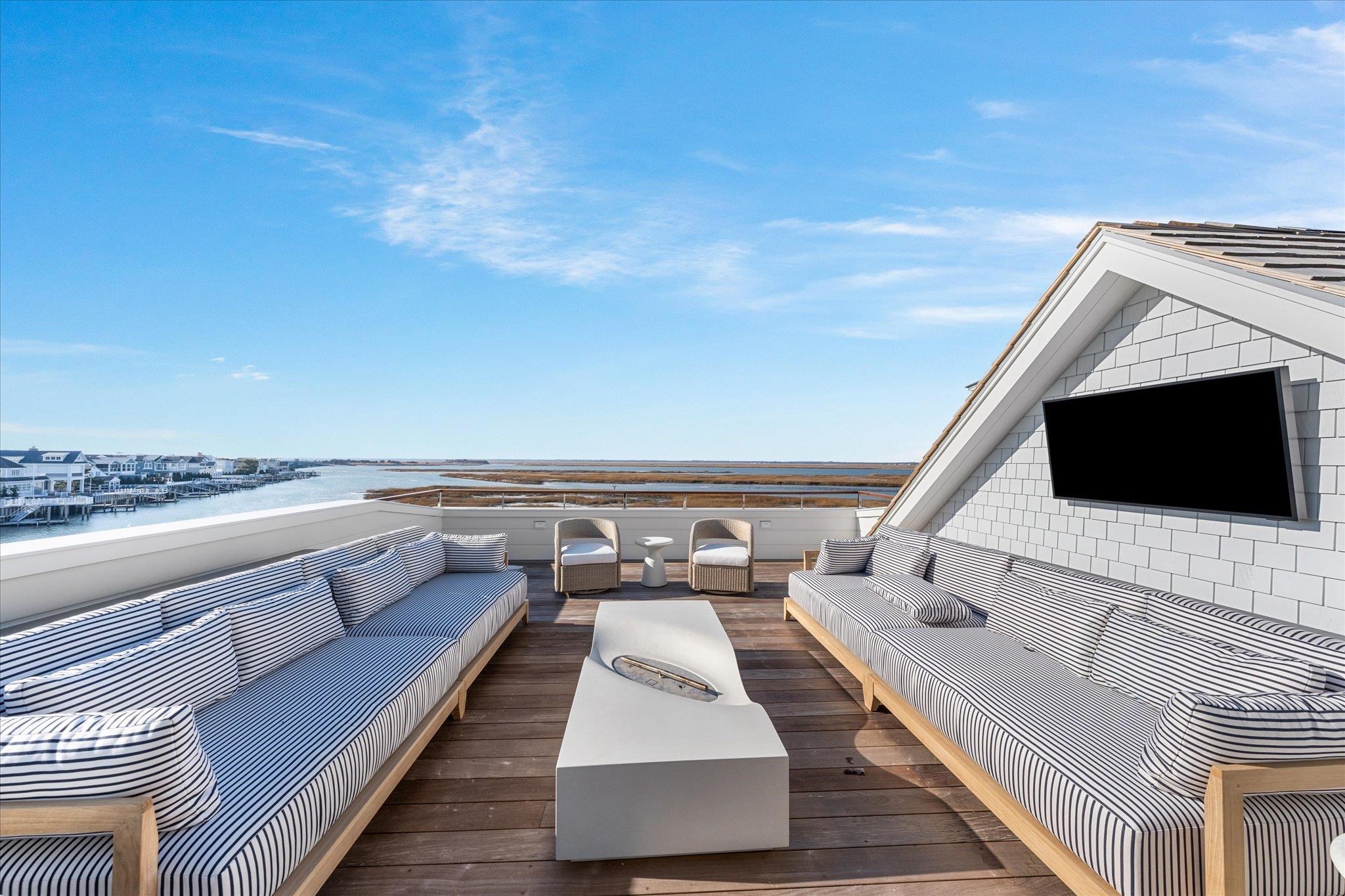 11605 Paradise Drive 