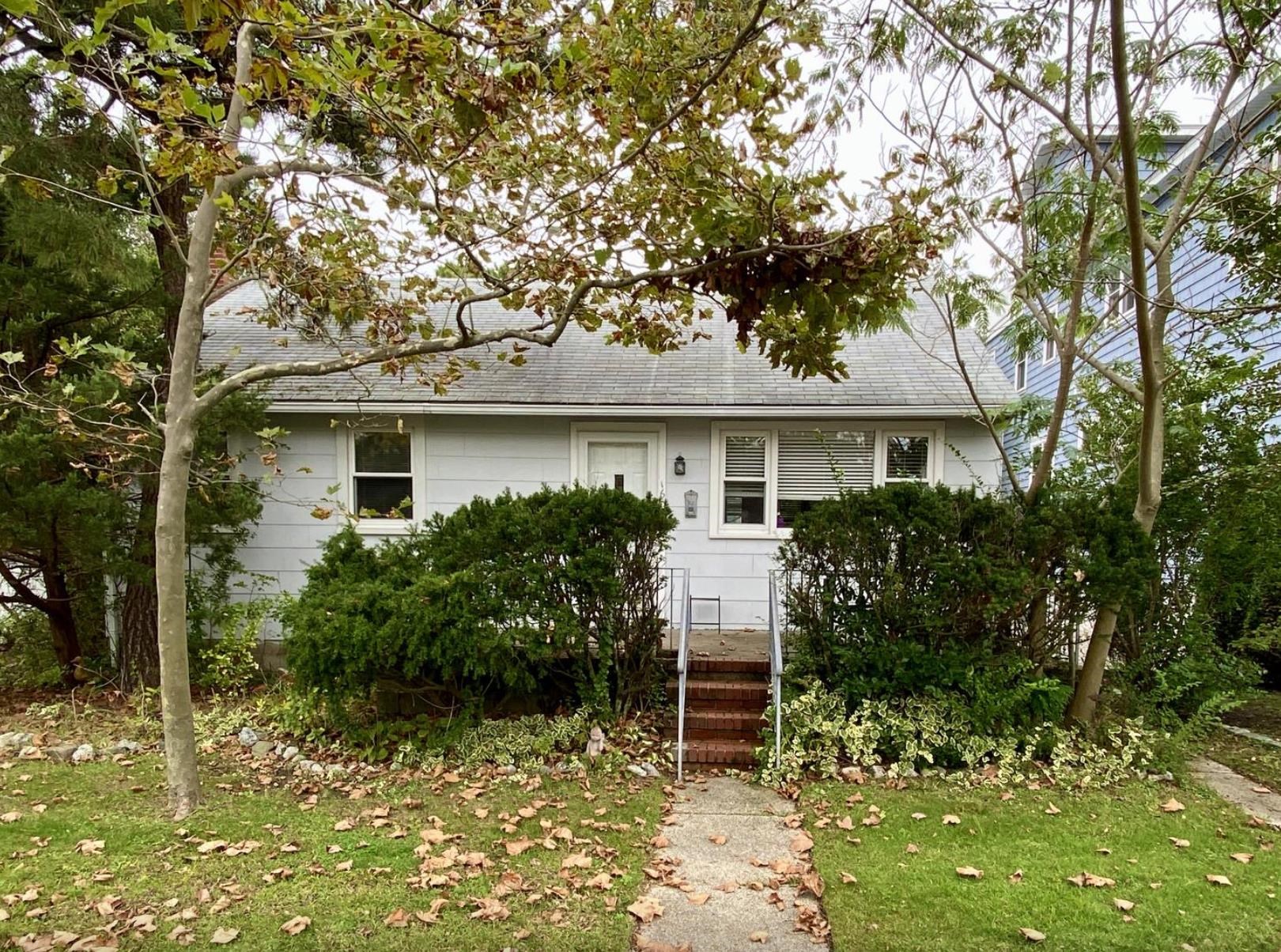  161 24th Street - Avalon