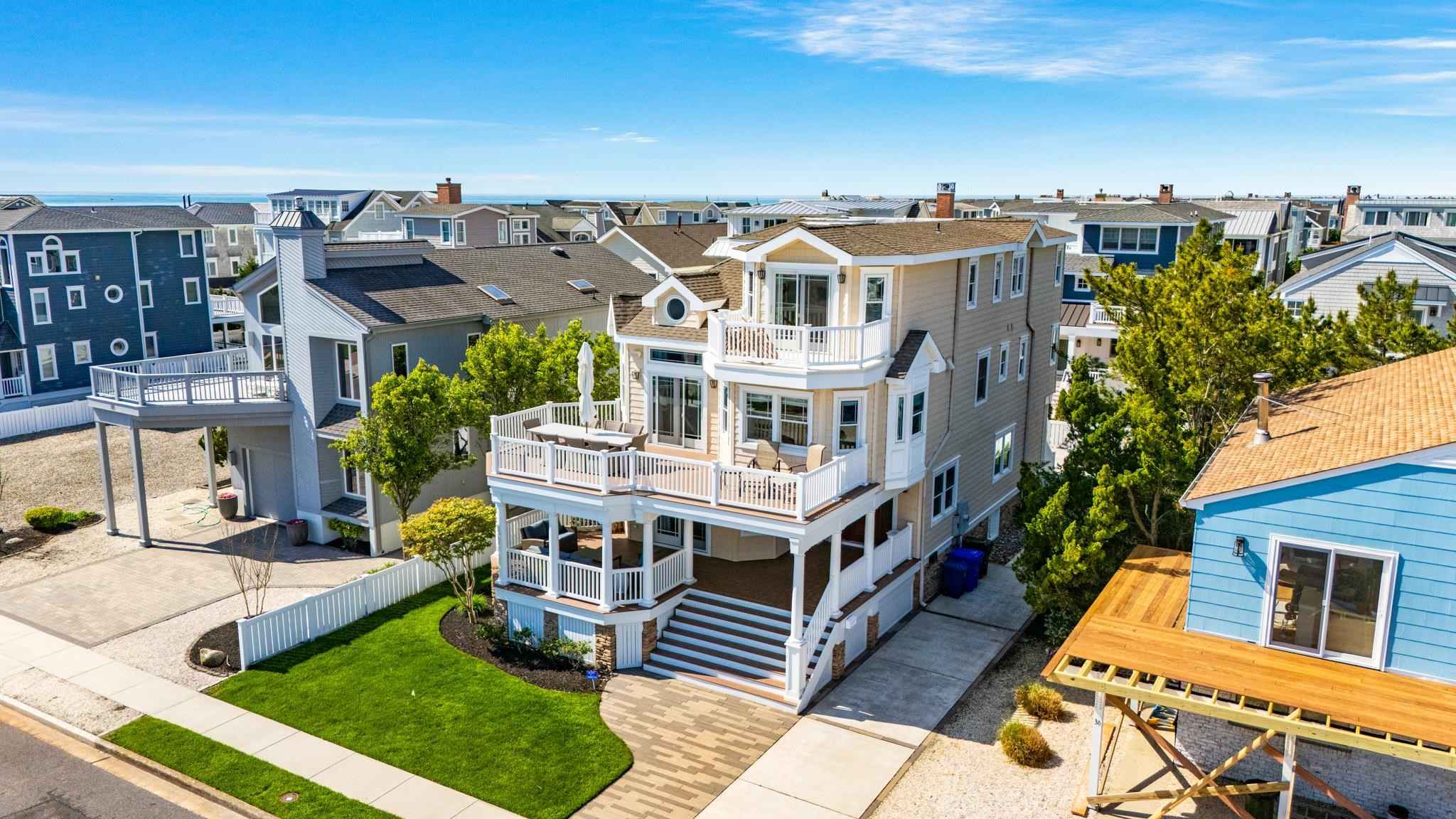 40 E 13th Street - Picture 3