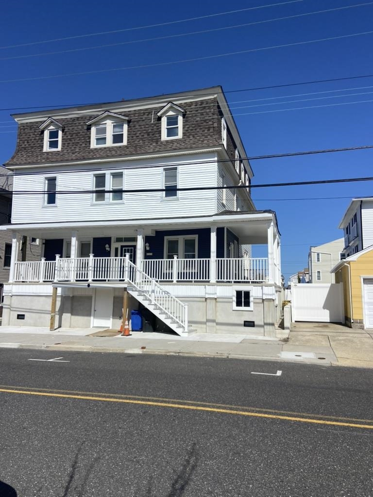 611 E 7th Street, Ocean City