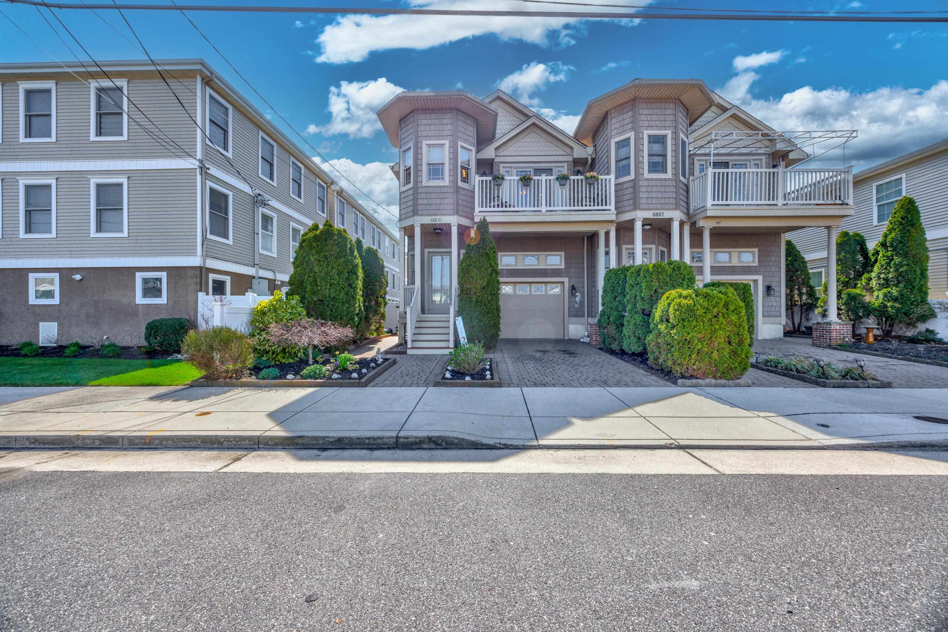 The deSatnick Real Estate Team