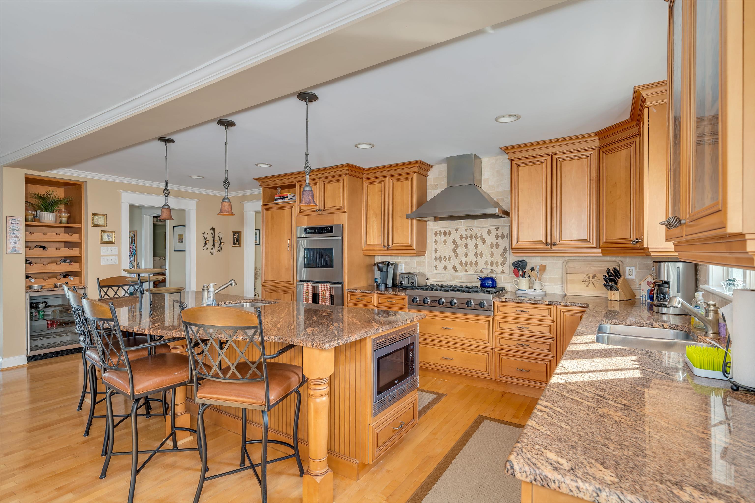 56 E 22nd Street - Picture 19