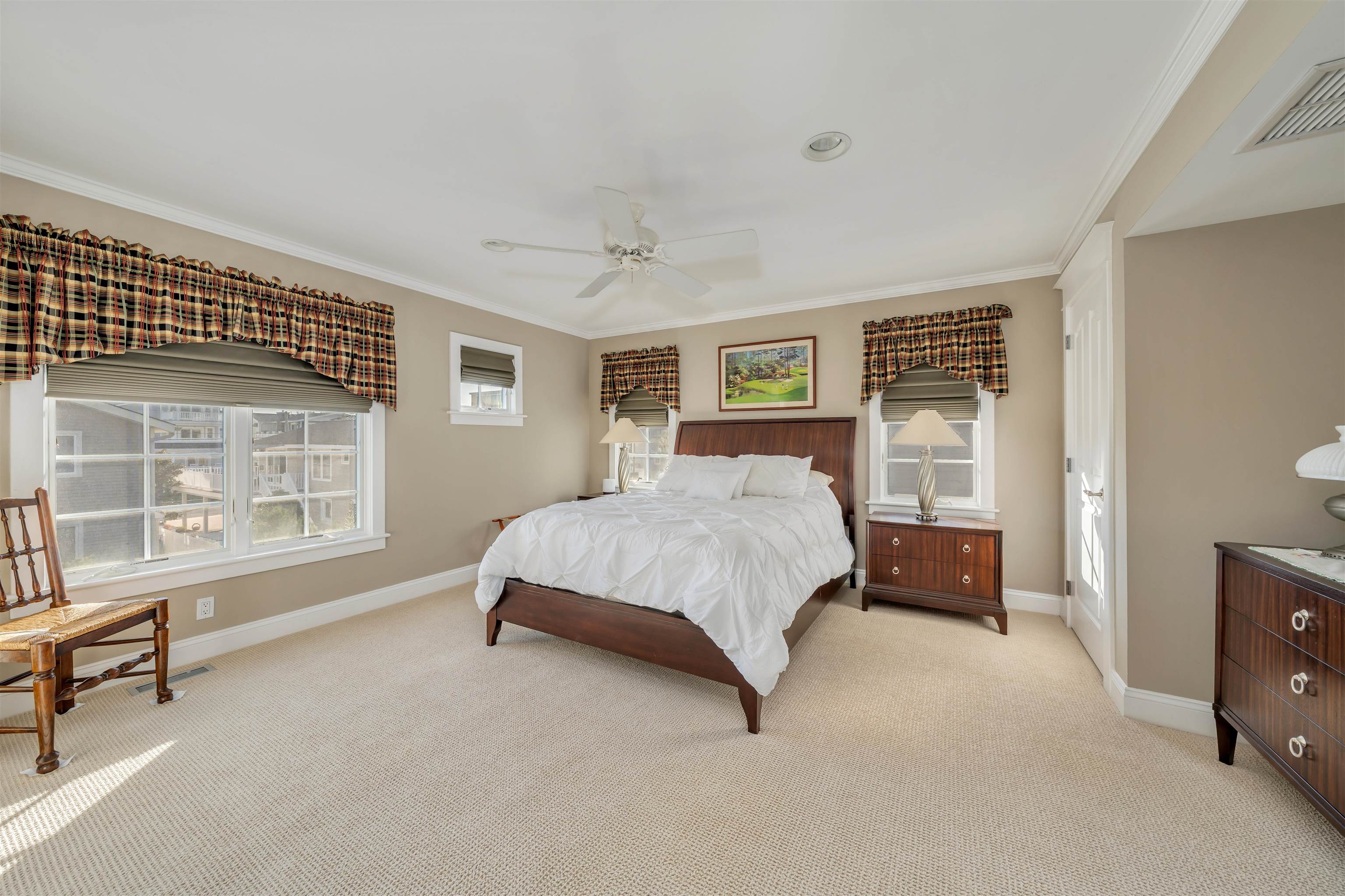 56 E 22nd Street - Picture 22