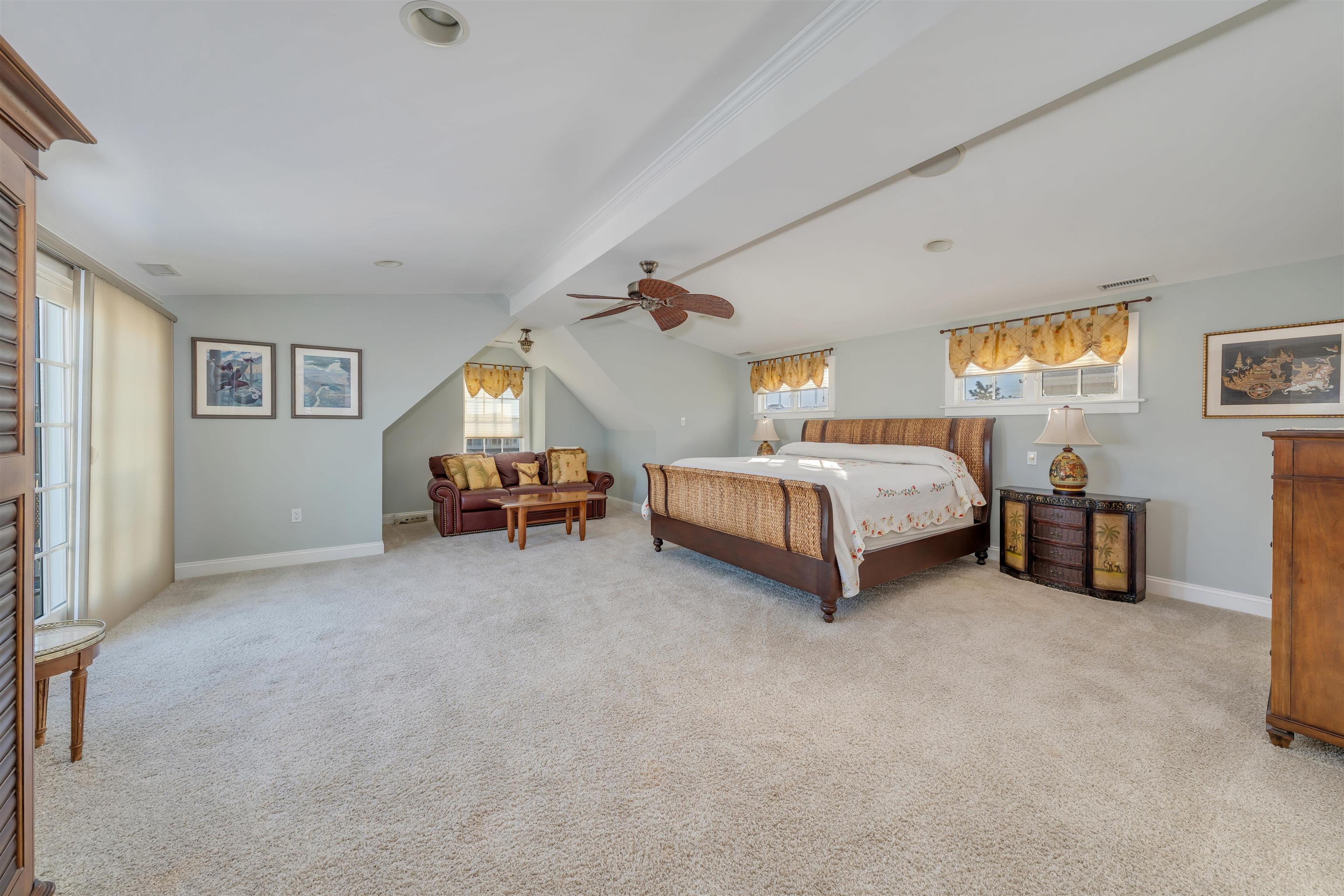 56 E 22nd Street - Picture 25