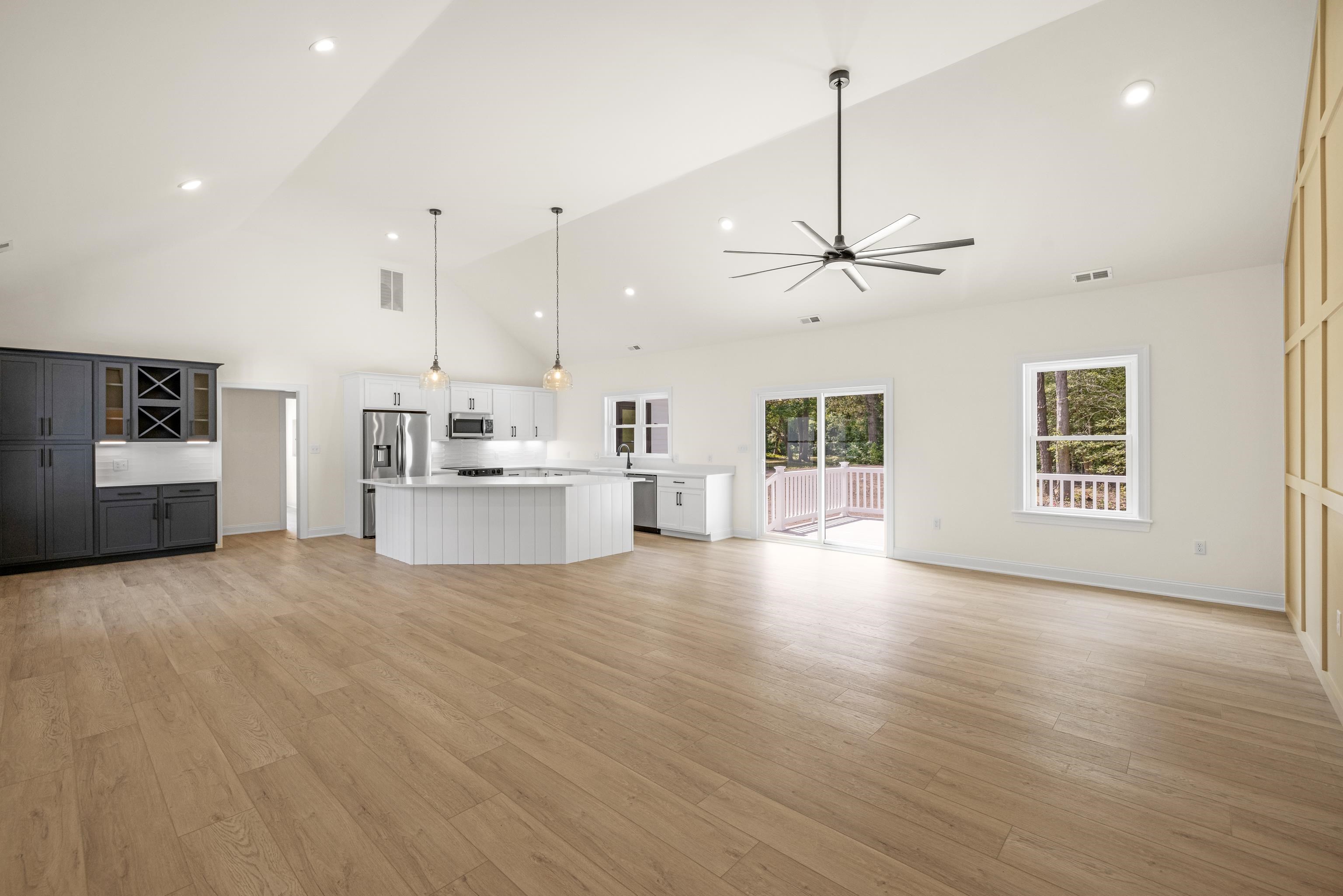 445 Dias Creek Road - Picture 12