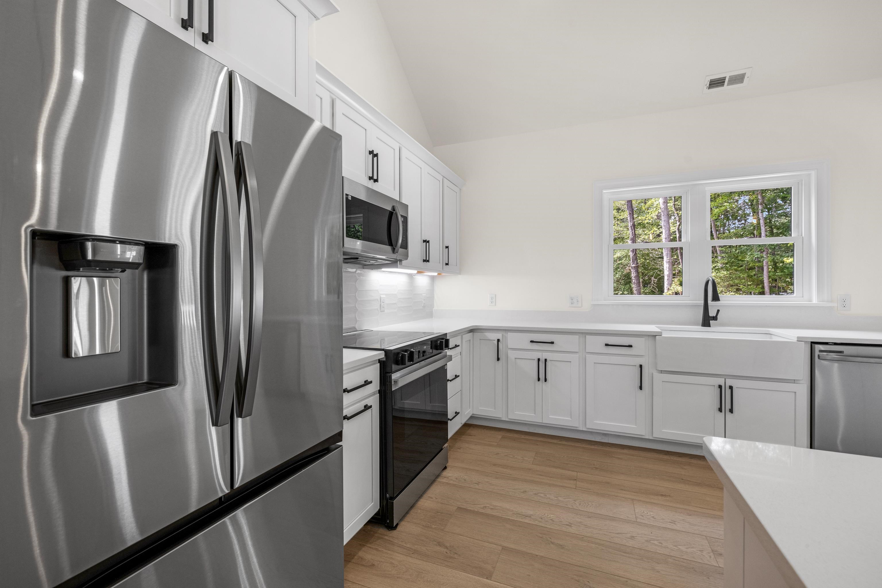 445 Dias Creek Road - Picture 7