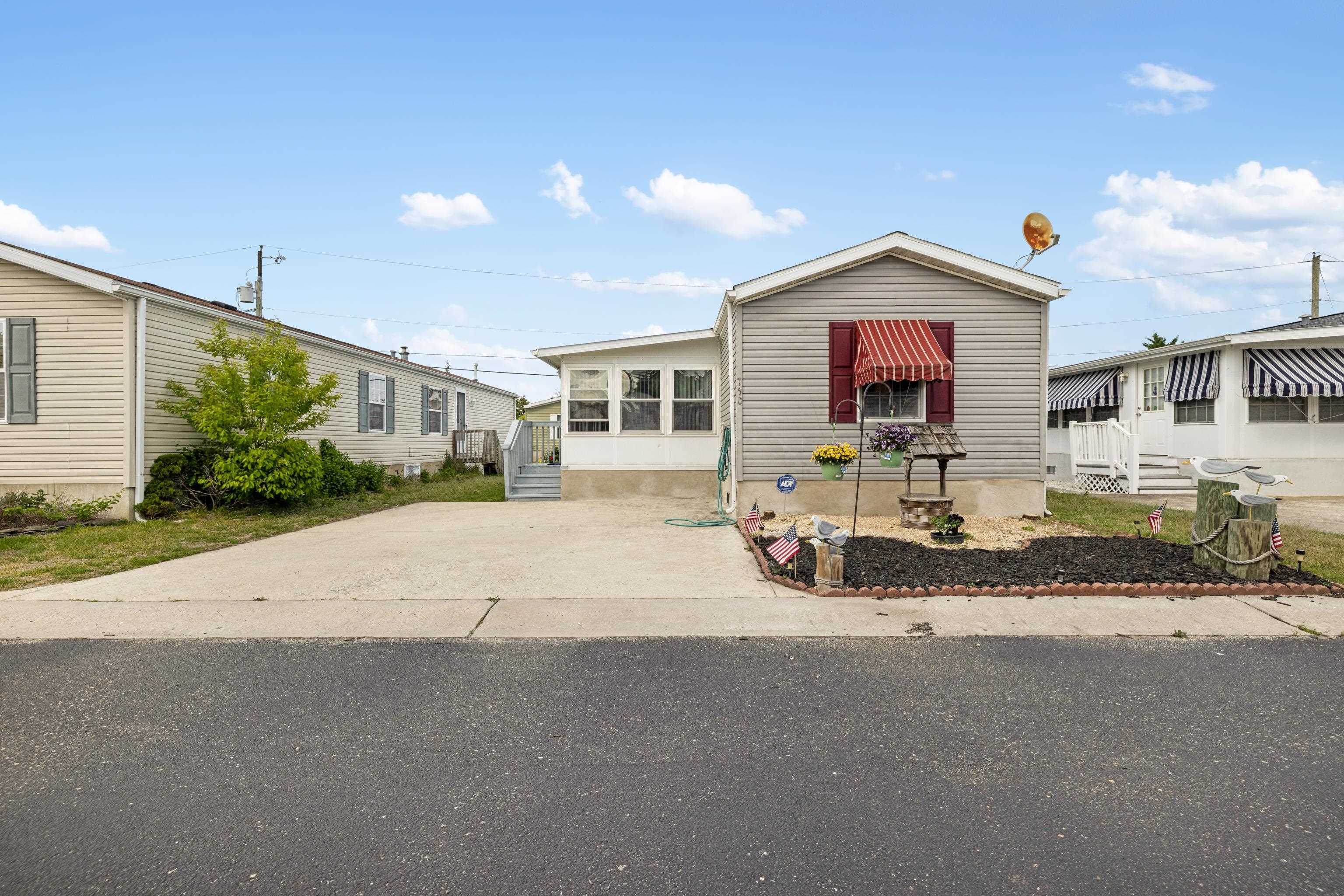 The deSatnick Real Estate Team