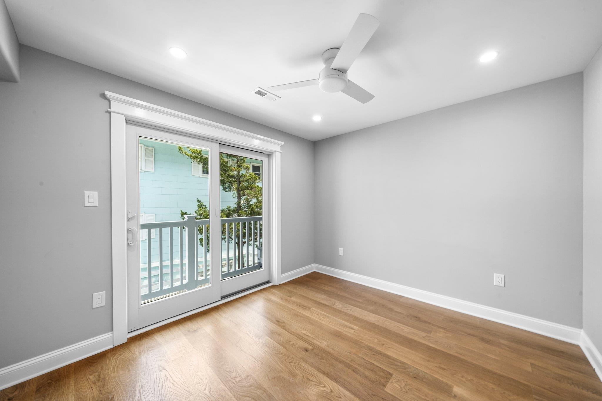 297 24th Street - Picture 18