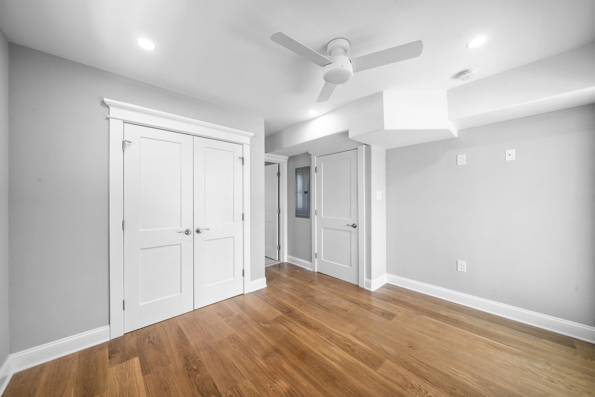 297 24th Street - Picture 25