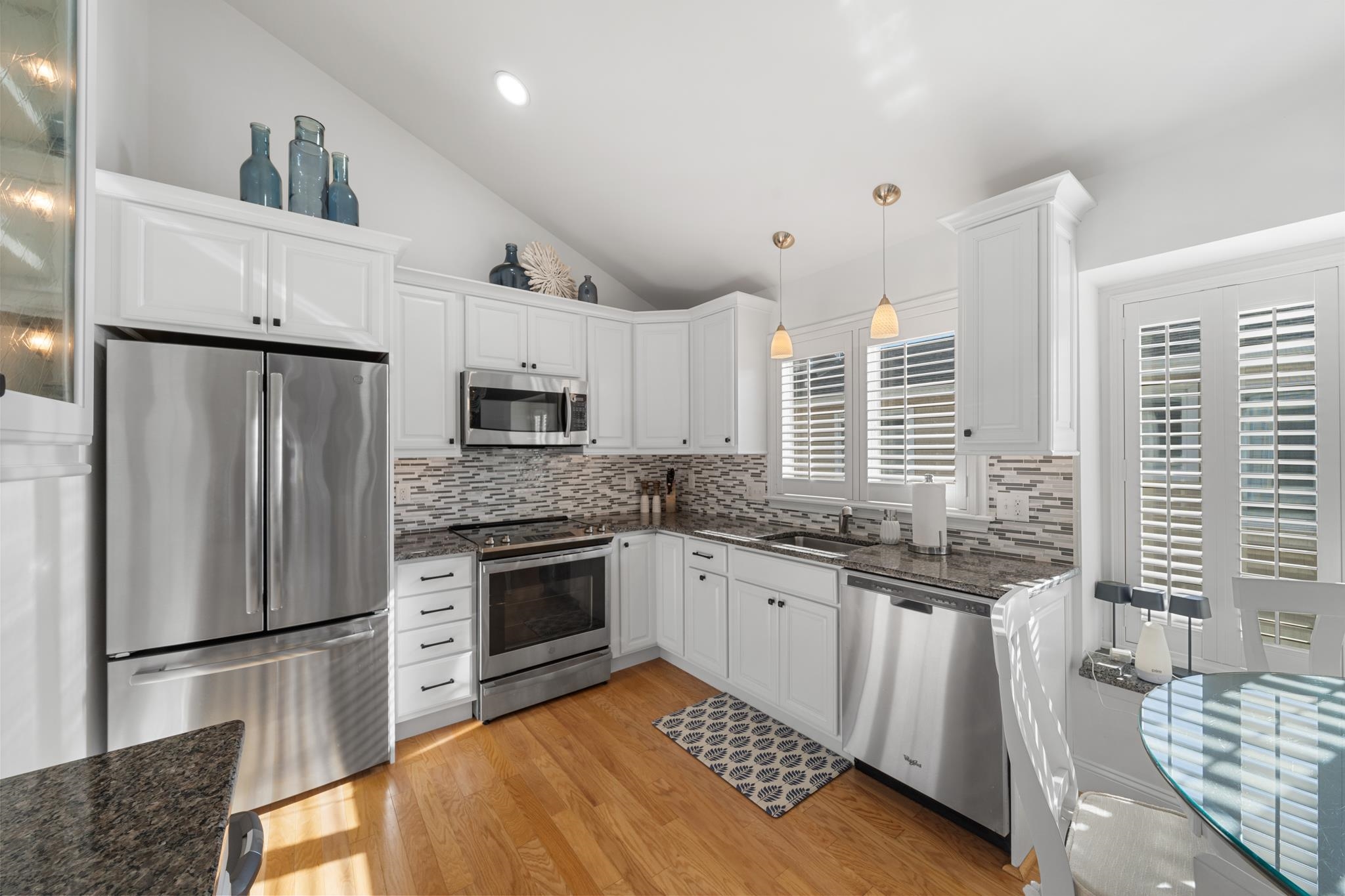 260 83rd Street - Picture 10