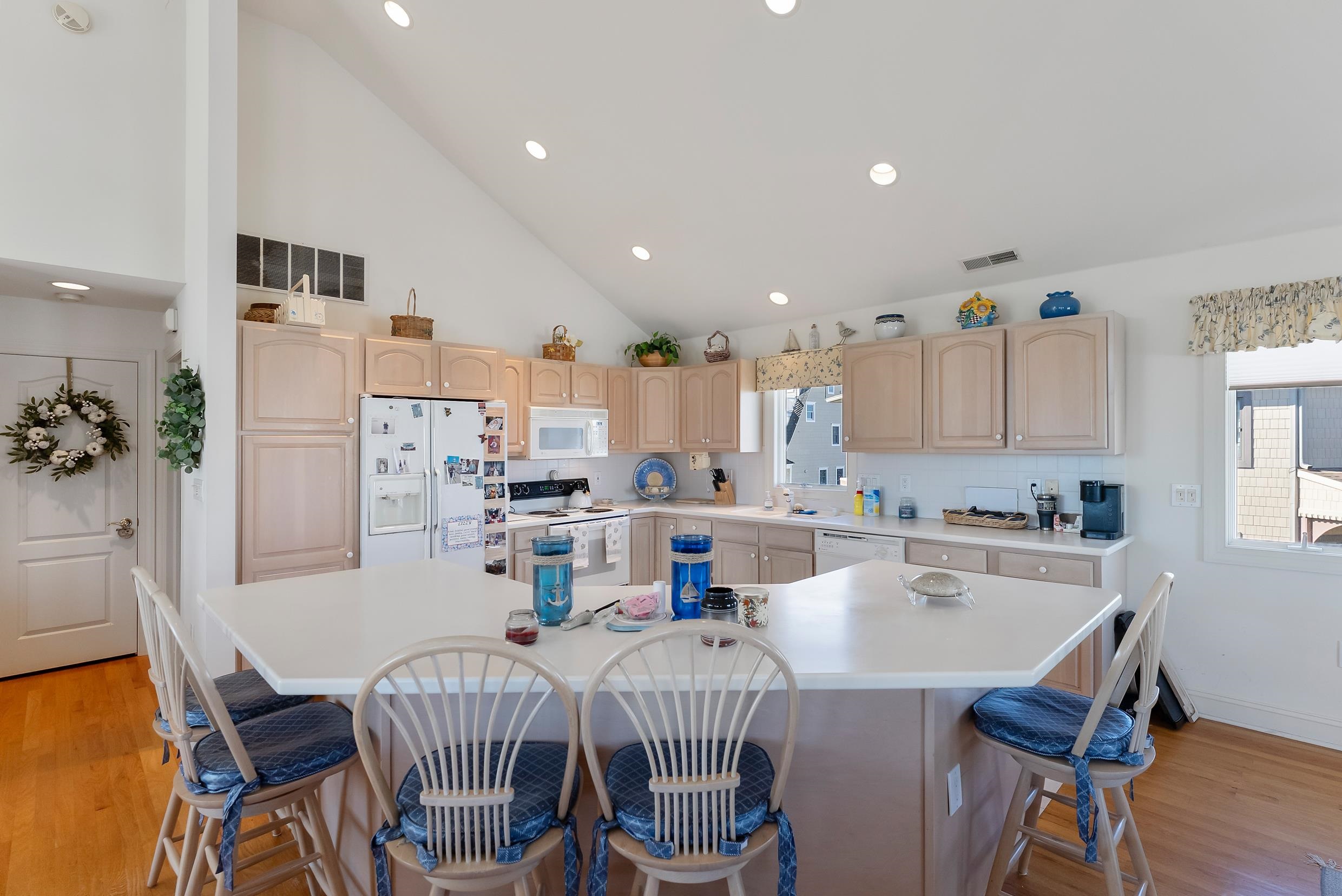 7423 Ocean Drive