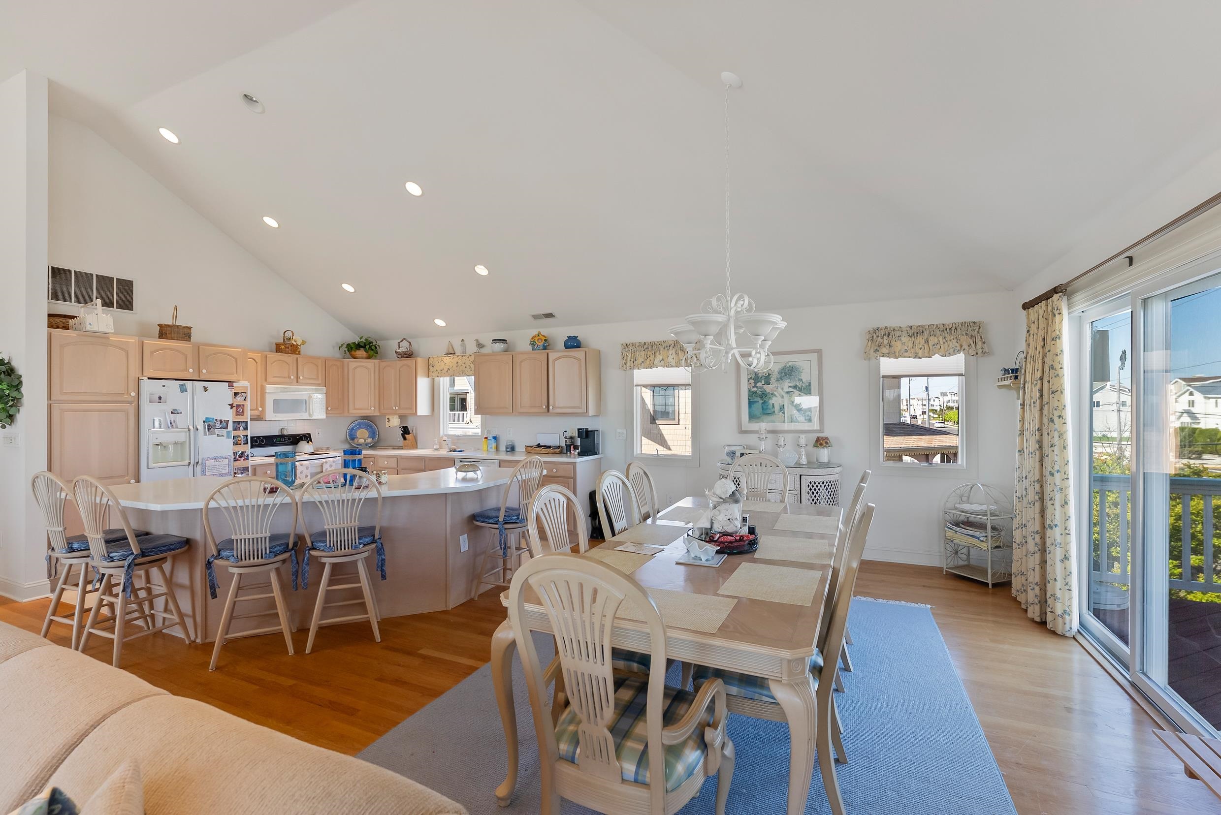 7423 Ocean Drive