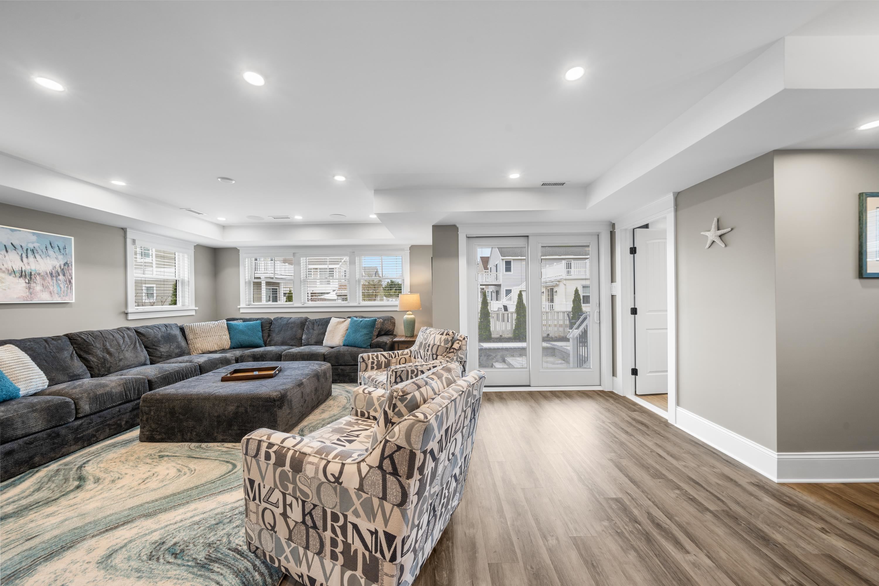 2958 Avalon Avenue - Picture 24