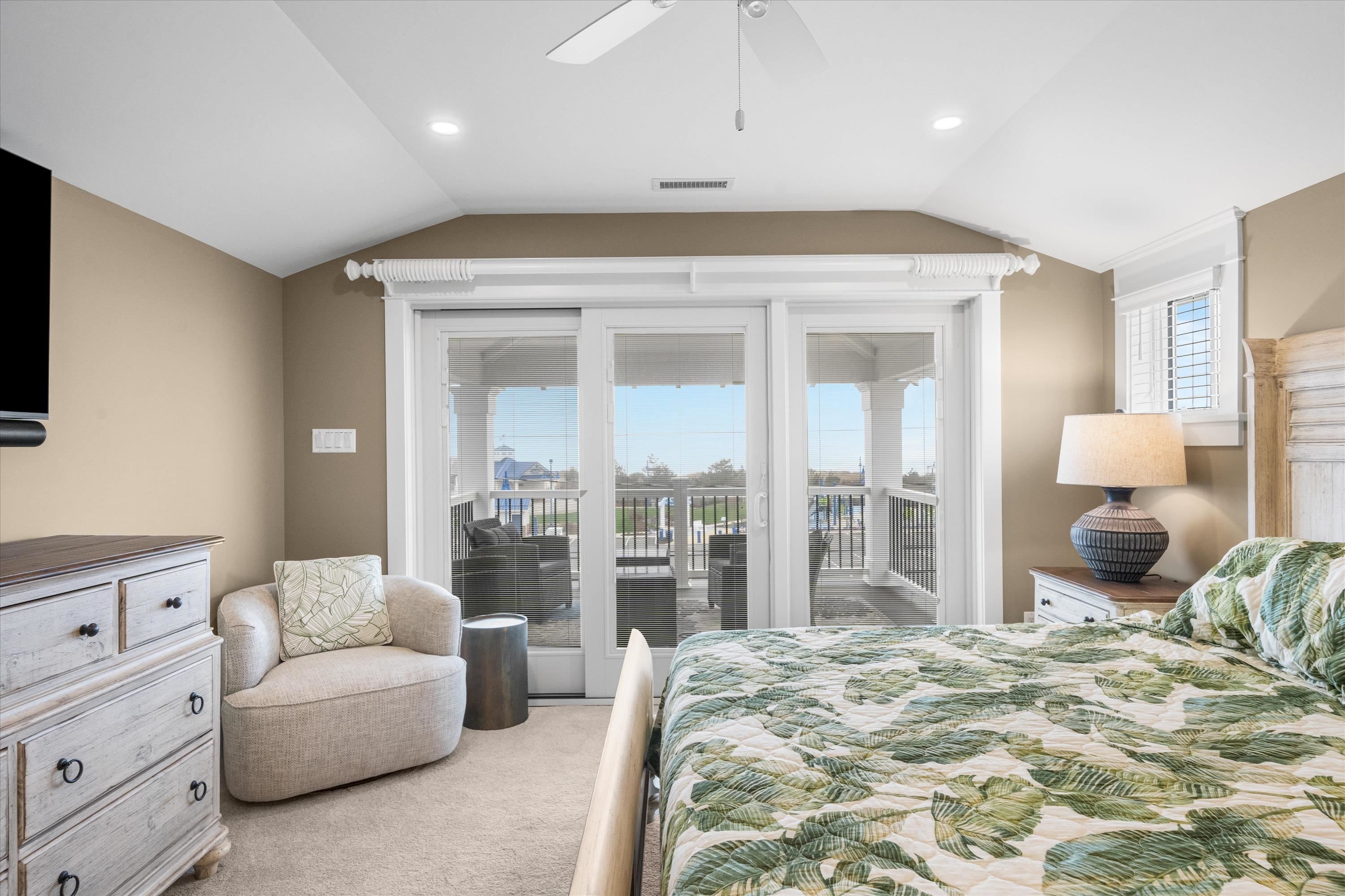 2958 Avalon Avenue - Picture 45