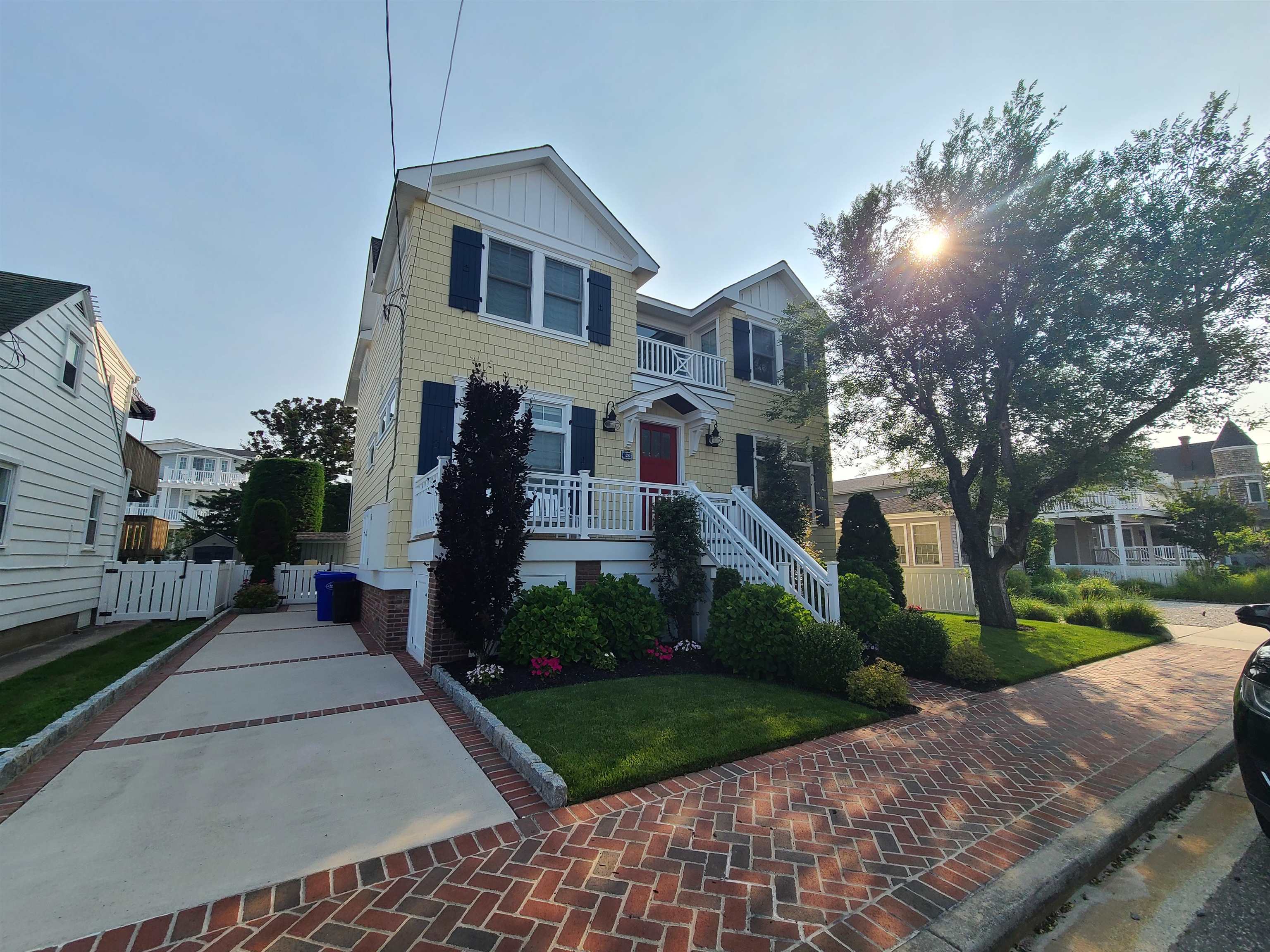 128 30th Street - Picture 1