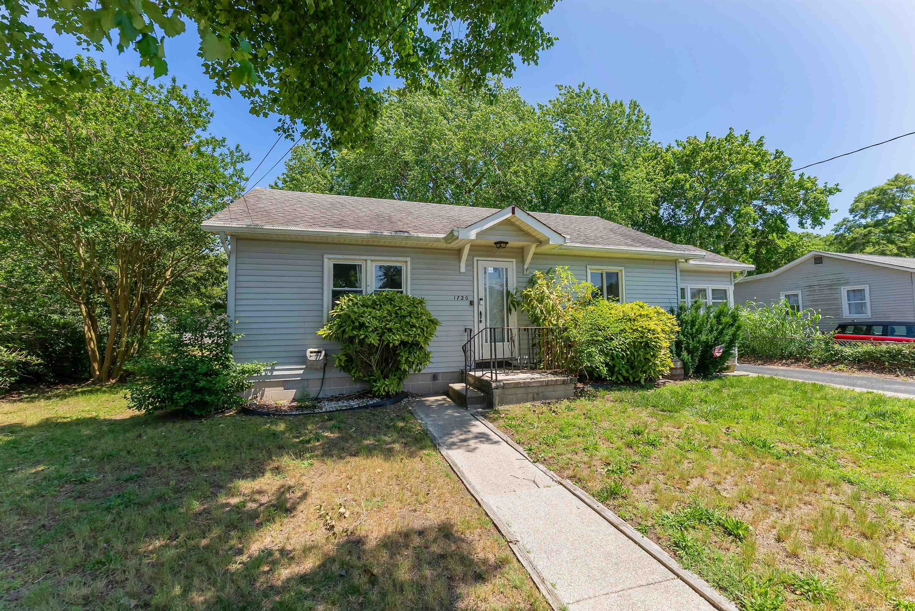 1720 Lake Drive-Villas