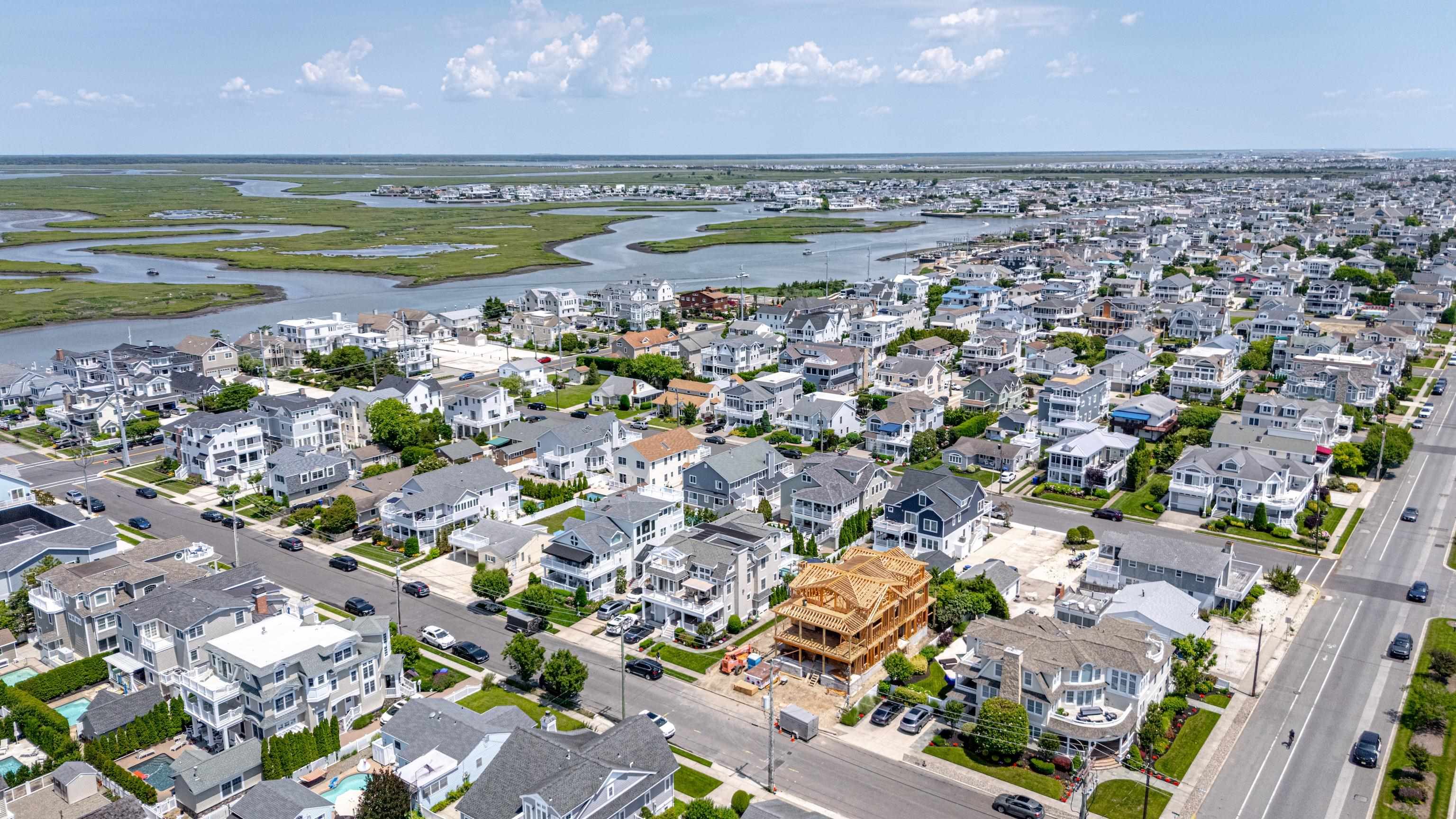 215 60th Street - Picture 6