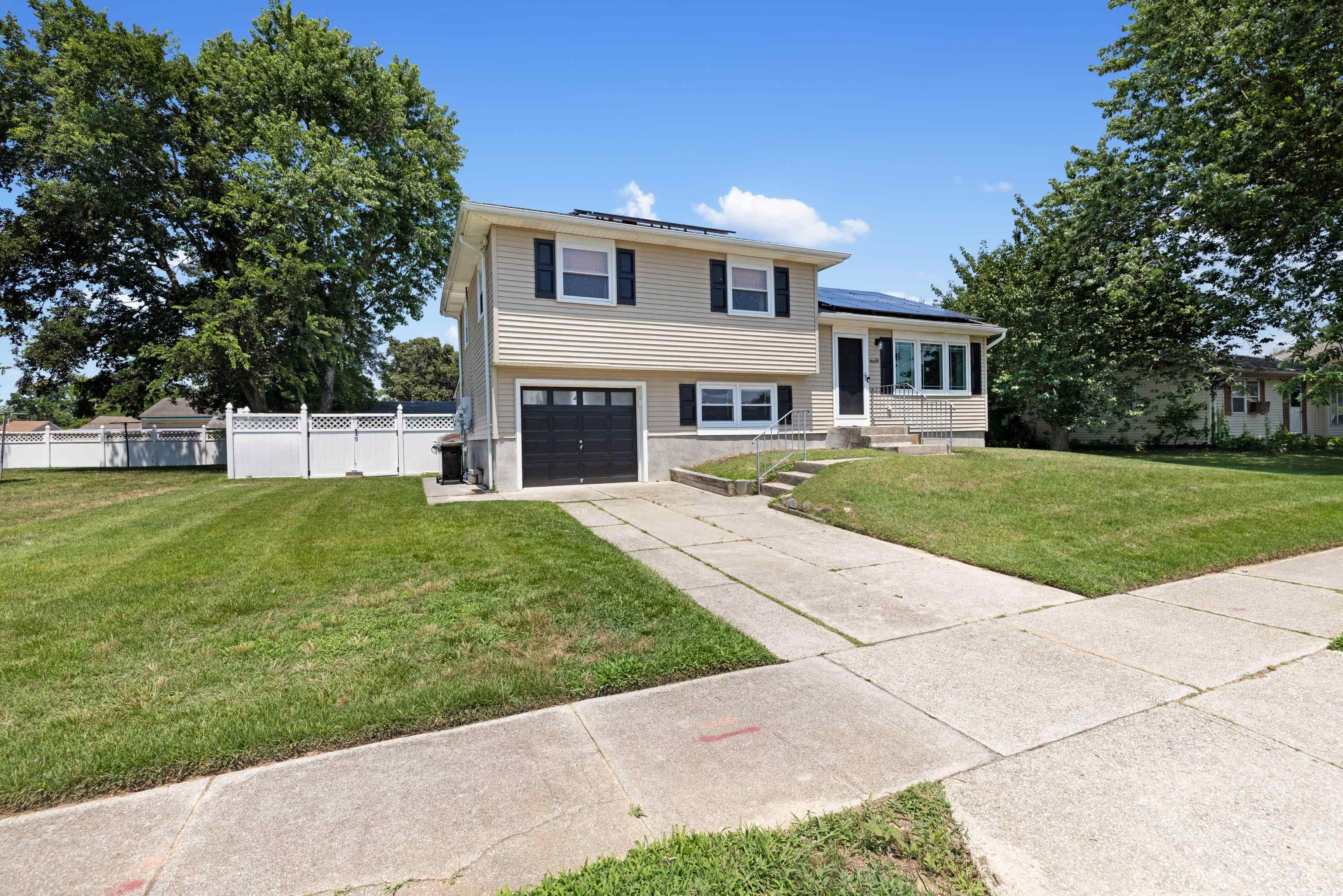 The deSatnick Real Estate Team