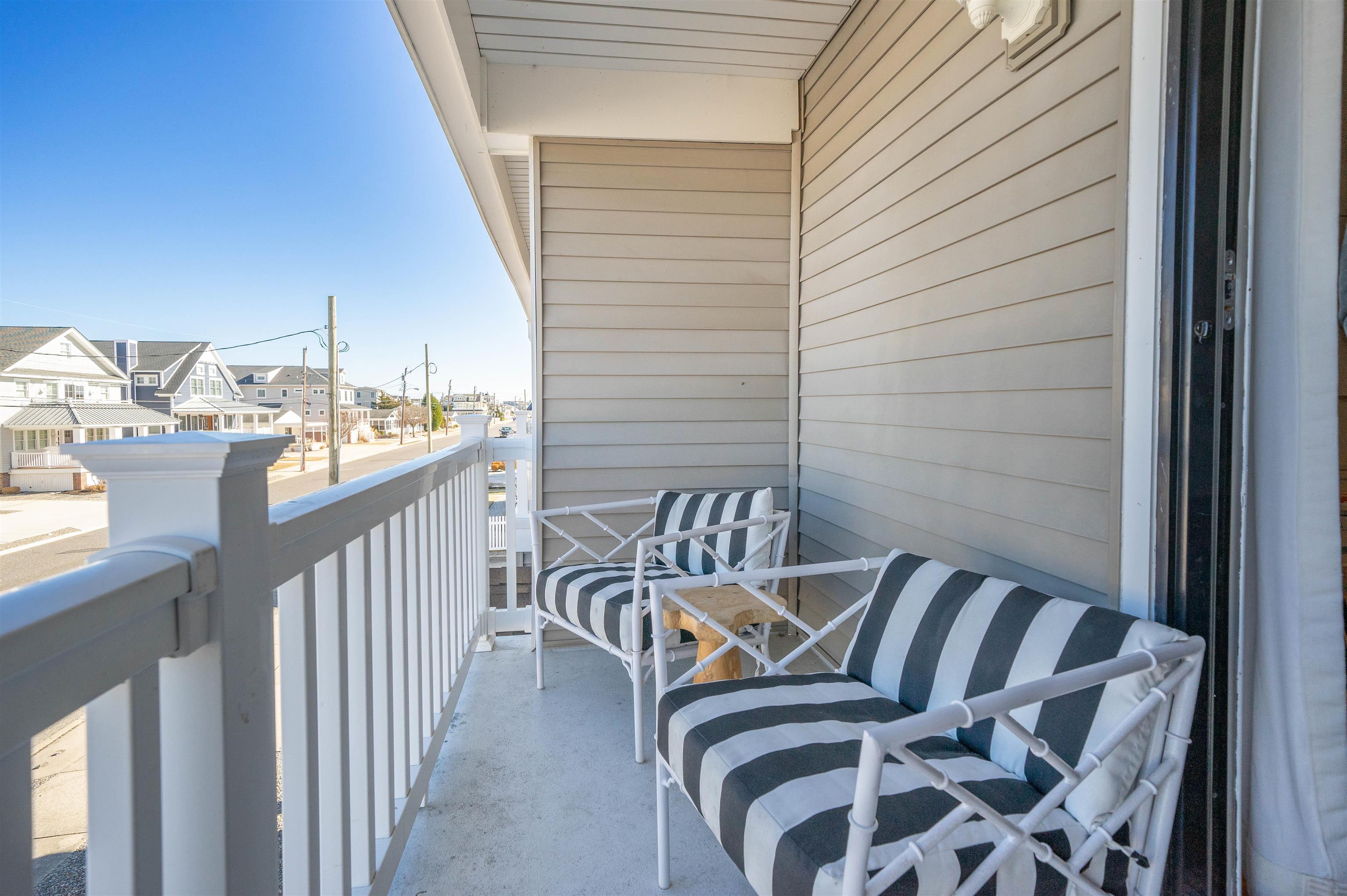 286 16th Street - Picture 15