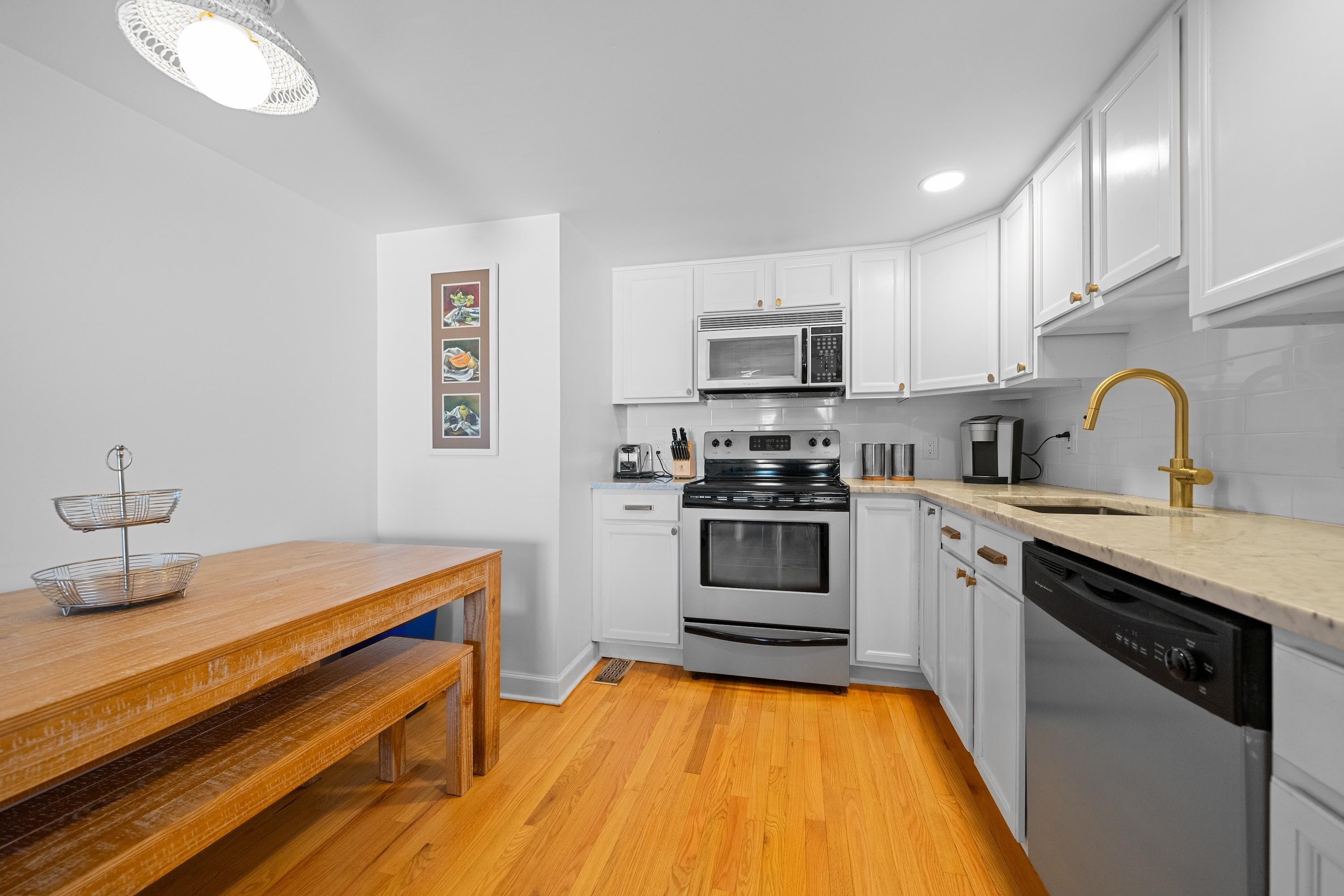 286 16th Street - Picture 18