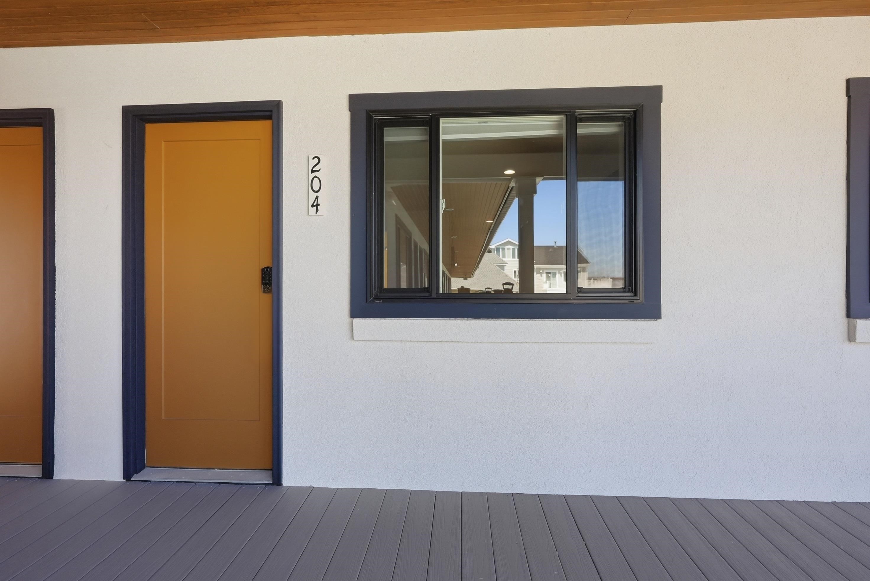 511 E 11th Avenue - Picture 1