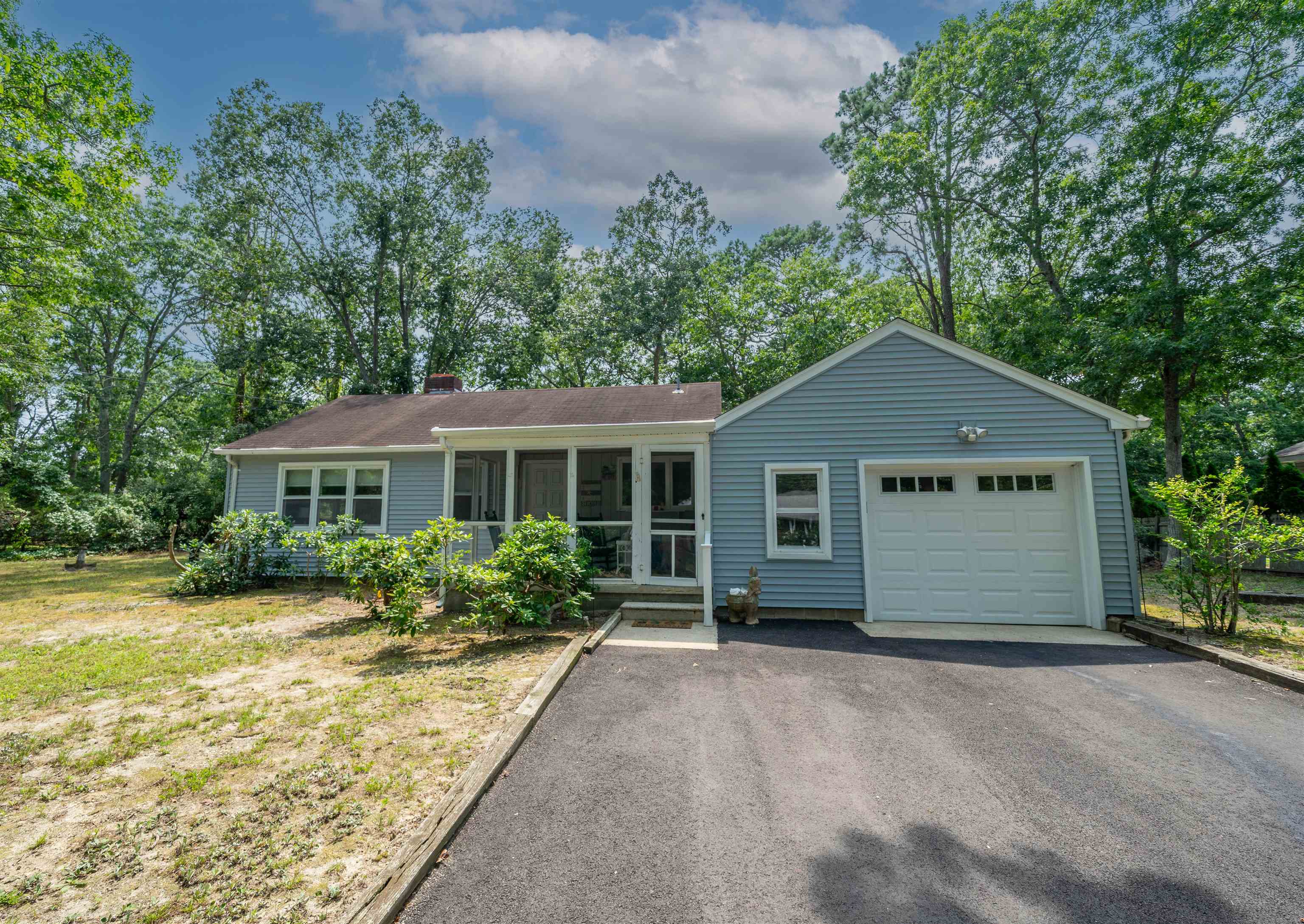 5 Acorn Lane 