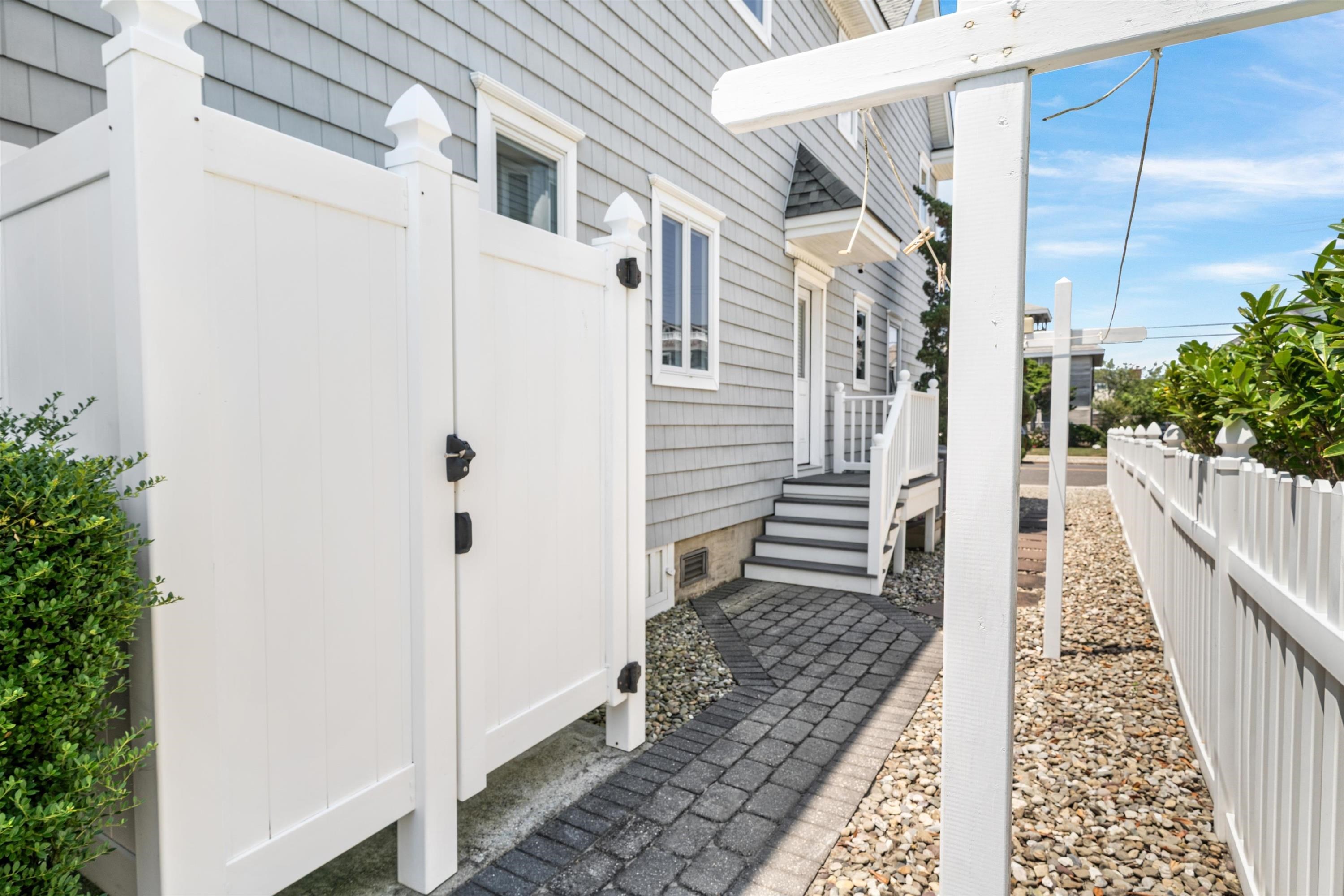 14 103rd Street - Picture 6