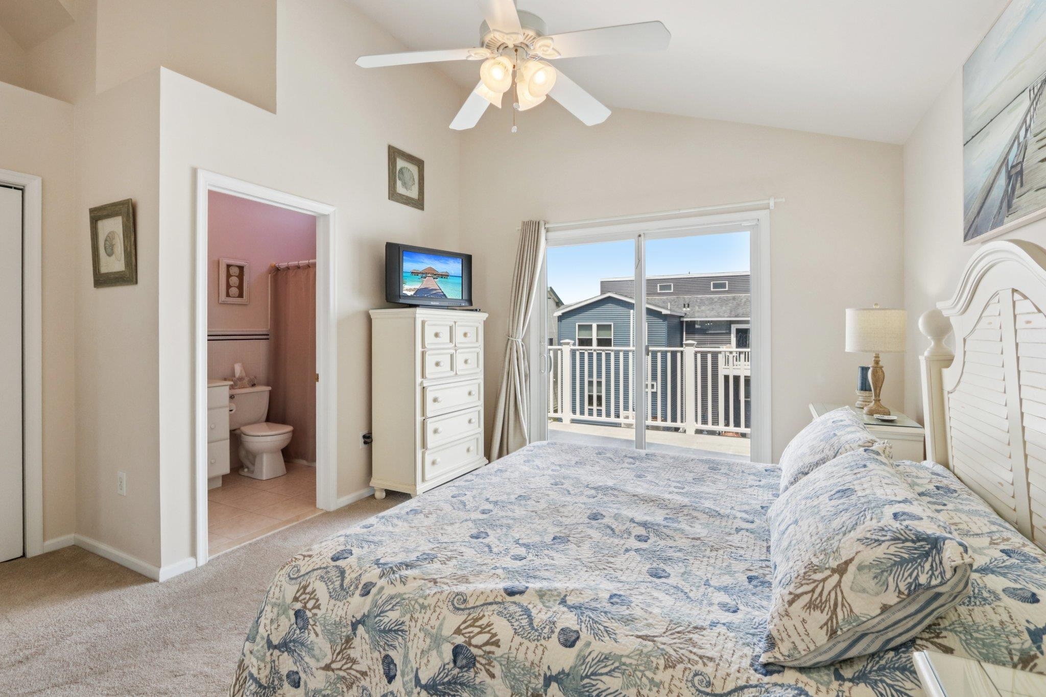 252406 | Photo 33