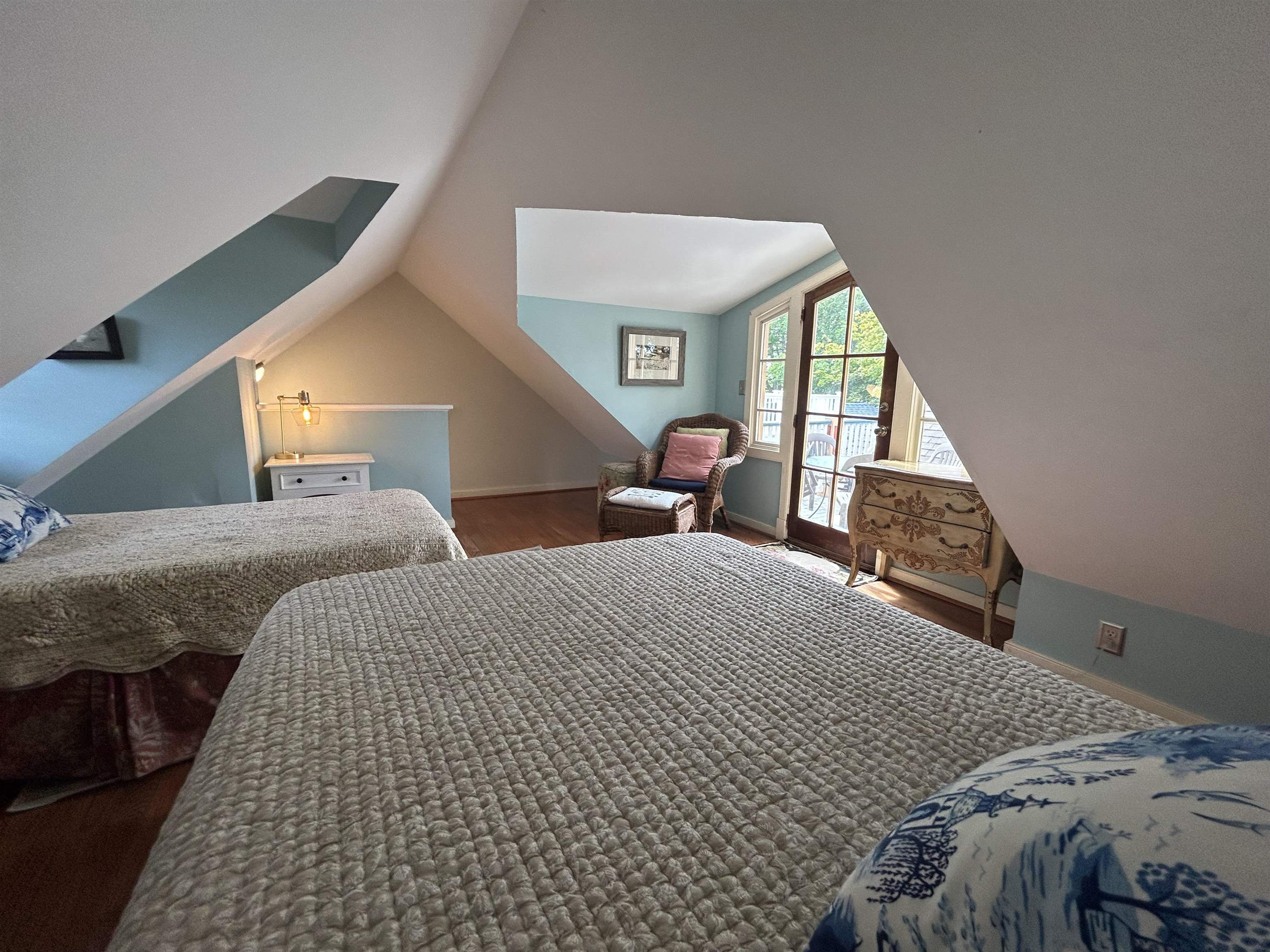 523 Lafayette Street Unit:2