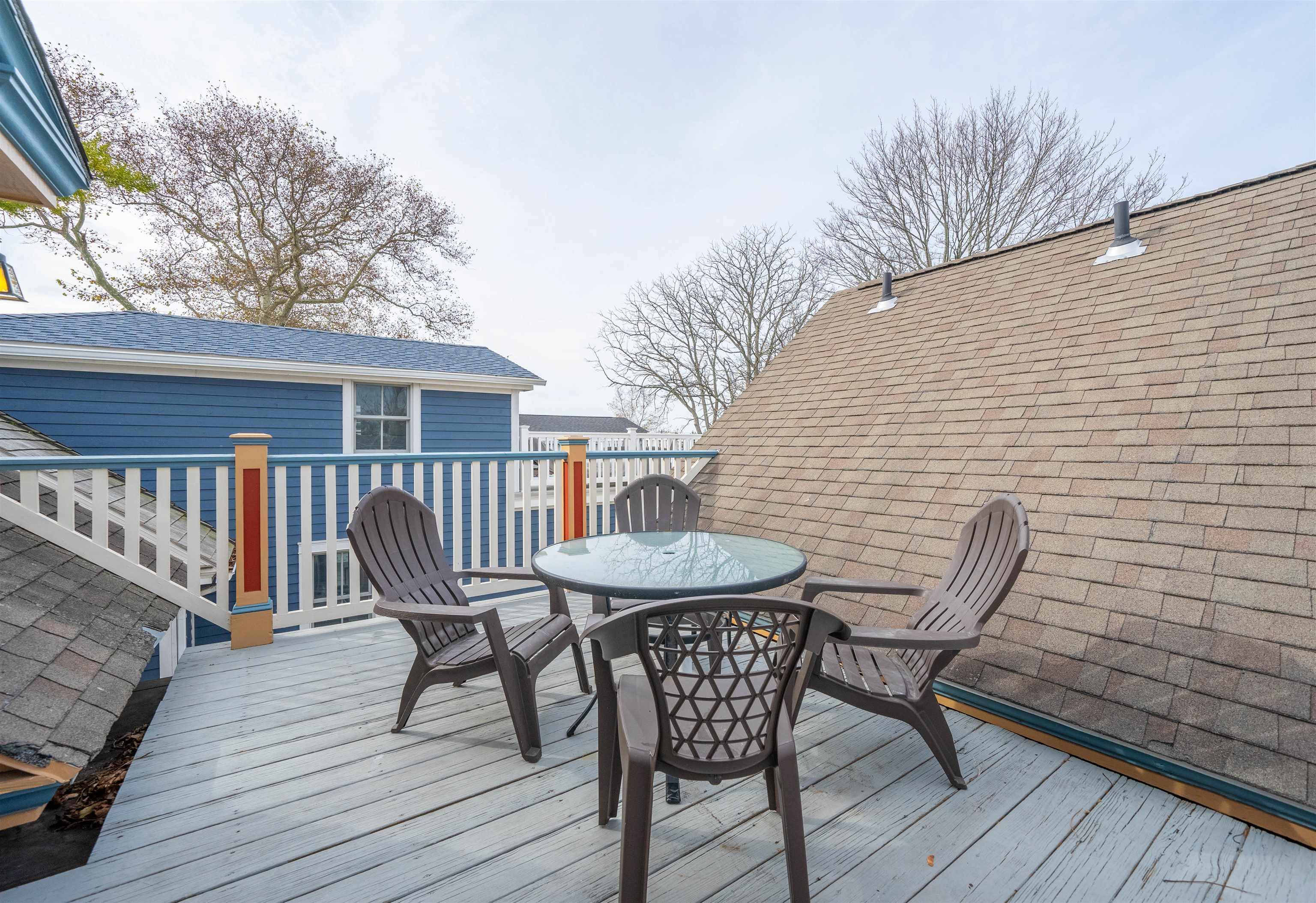 523 Lafayette Street Unit:2