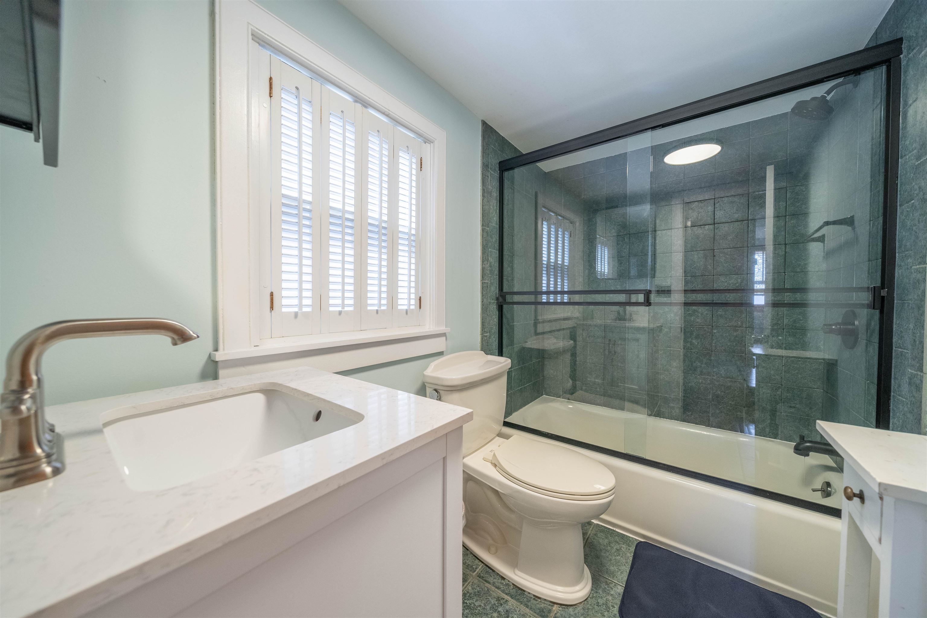 523 Lafayette Street Unit:2