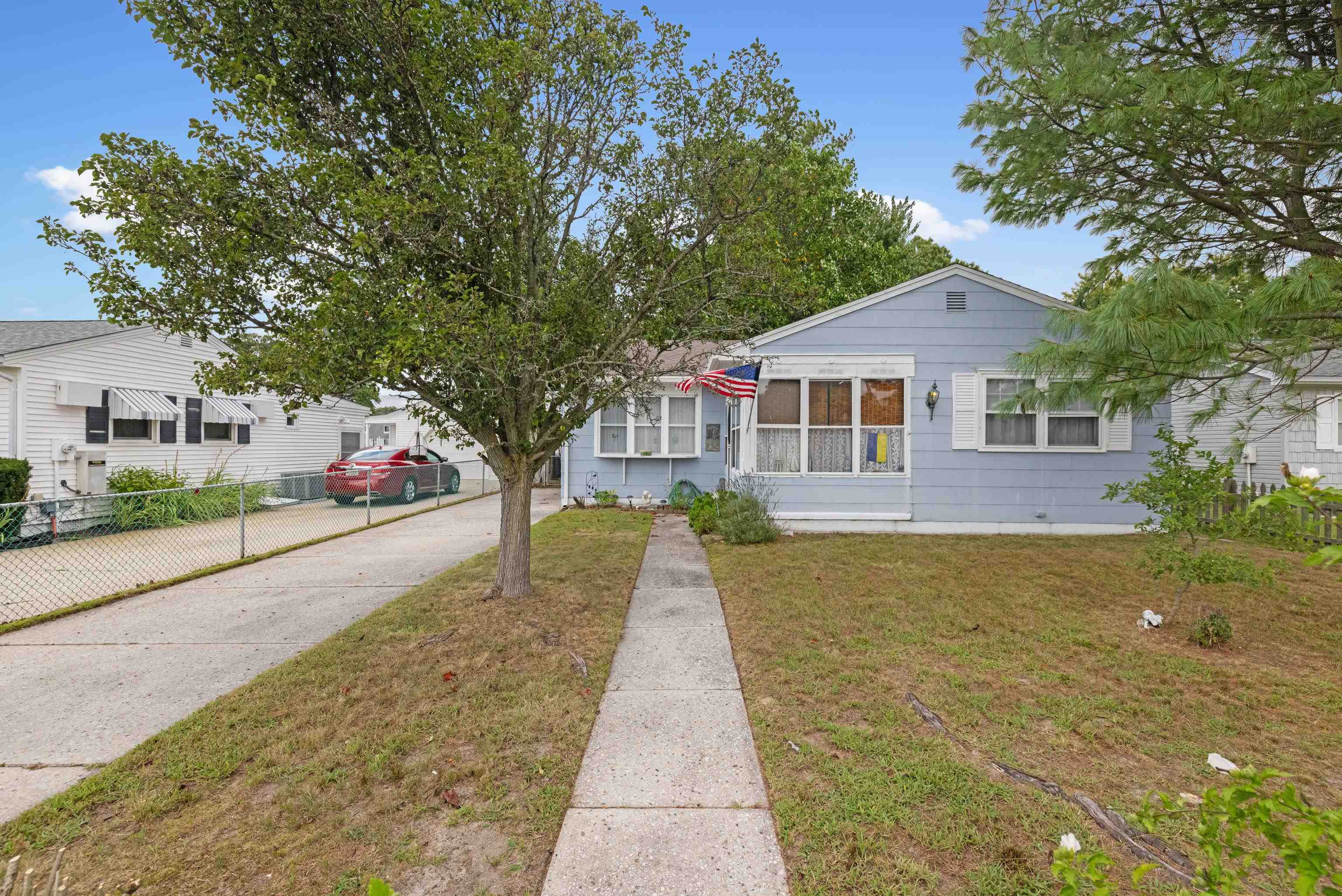 221 Cedardale Avenue - Picture 1