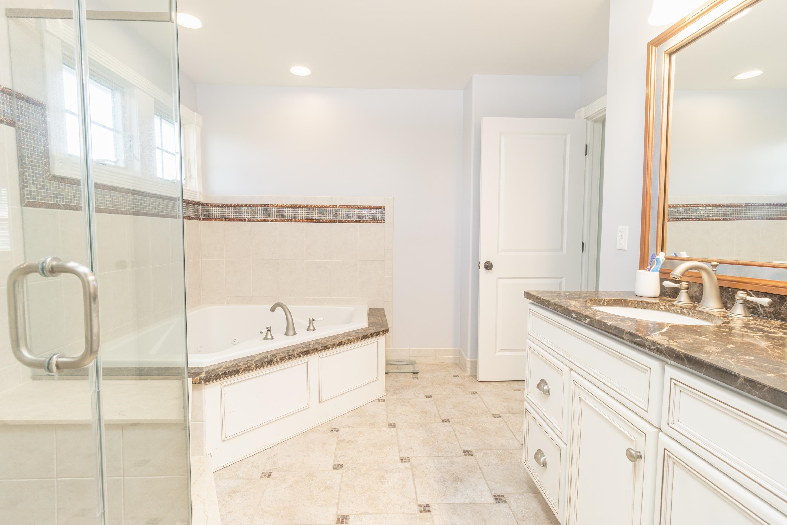 1269 1st Avenue - Picture 35