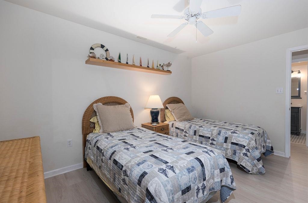 301 E Leaming Avenue