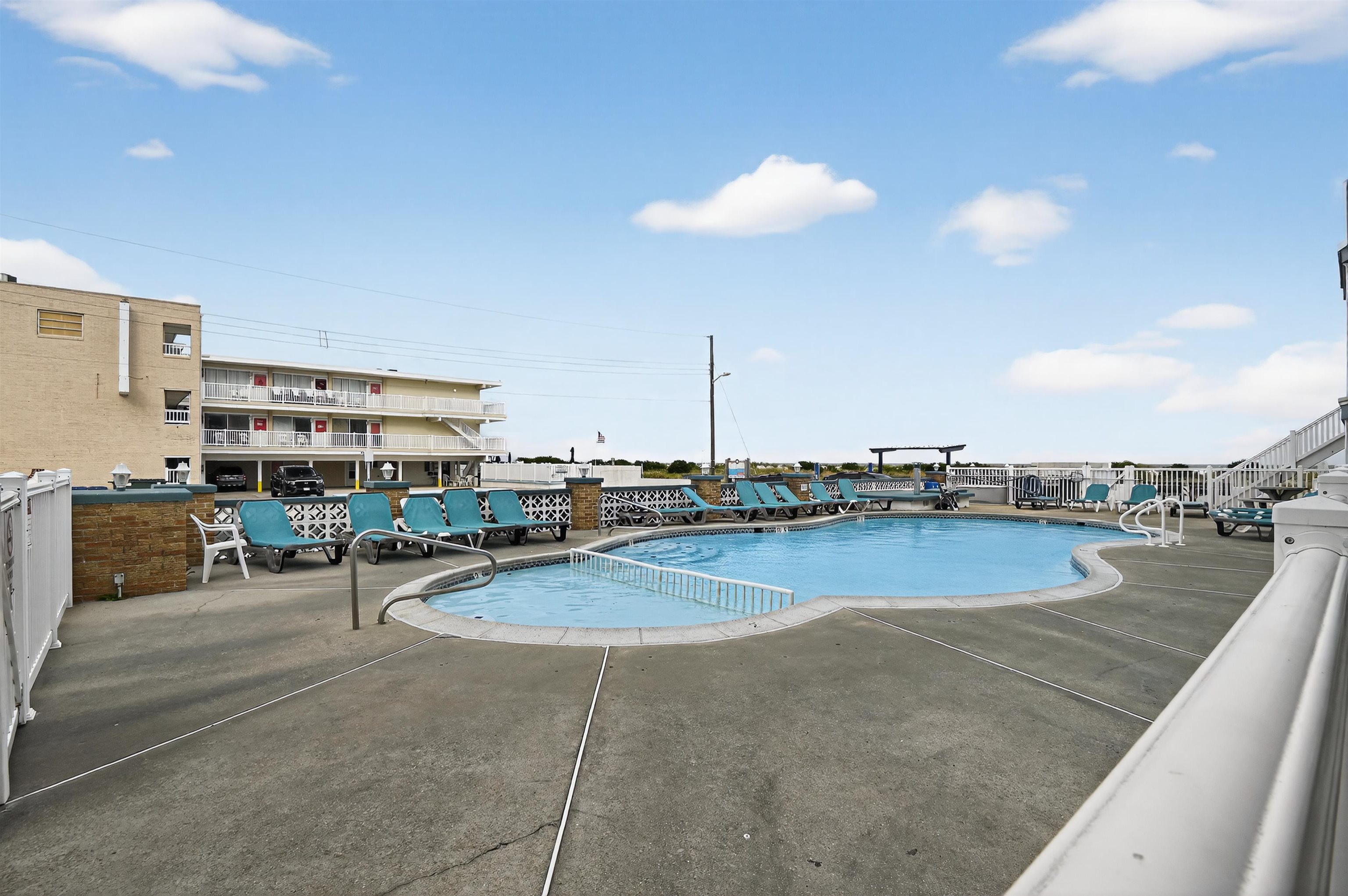 406-10 E Monterey Avenue