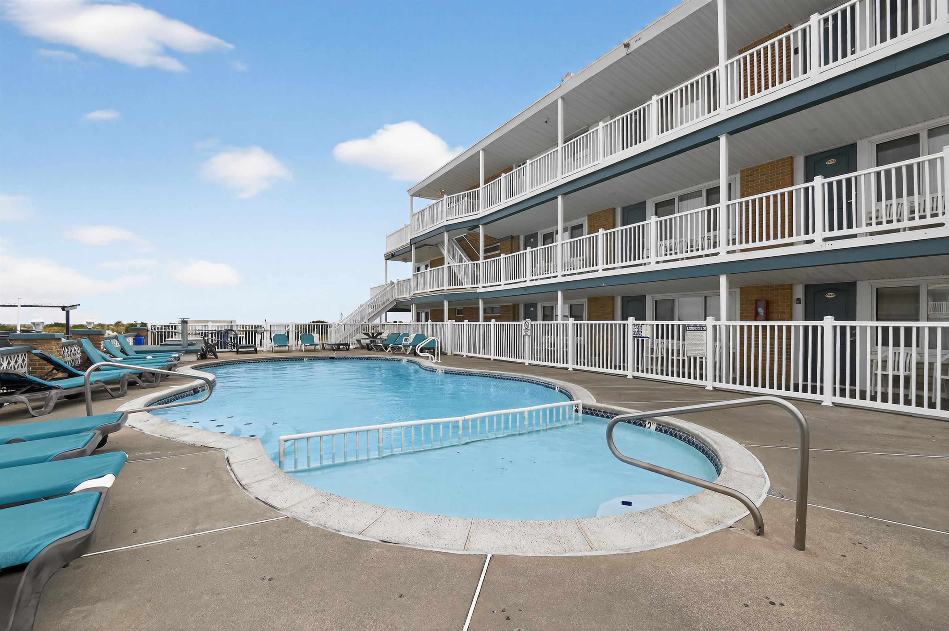 406-10 E Monterey Avenue