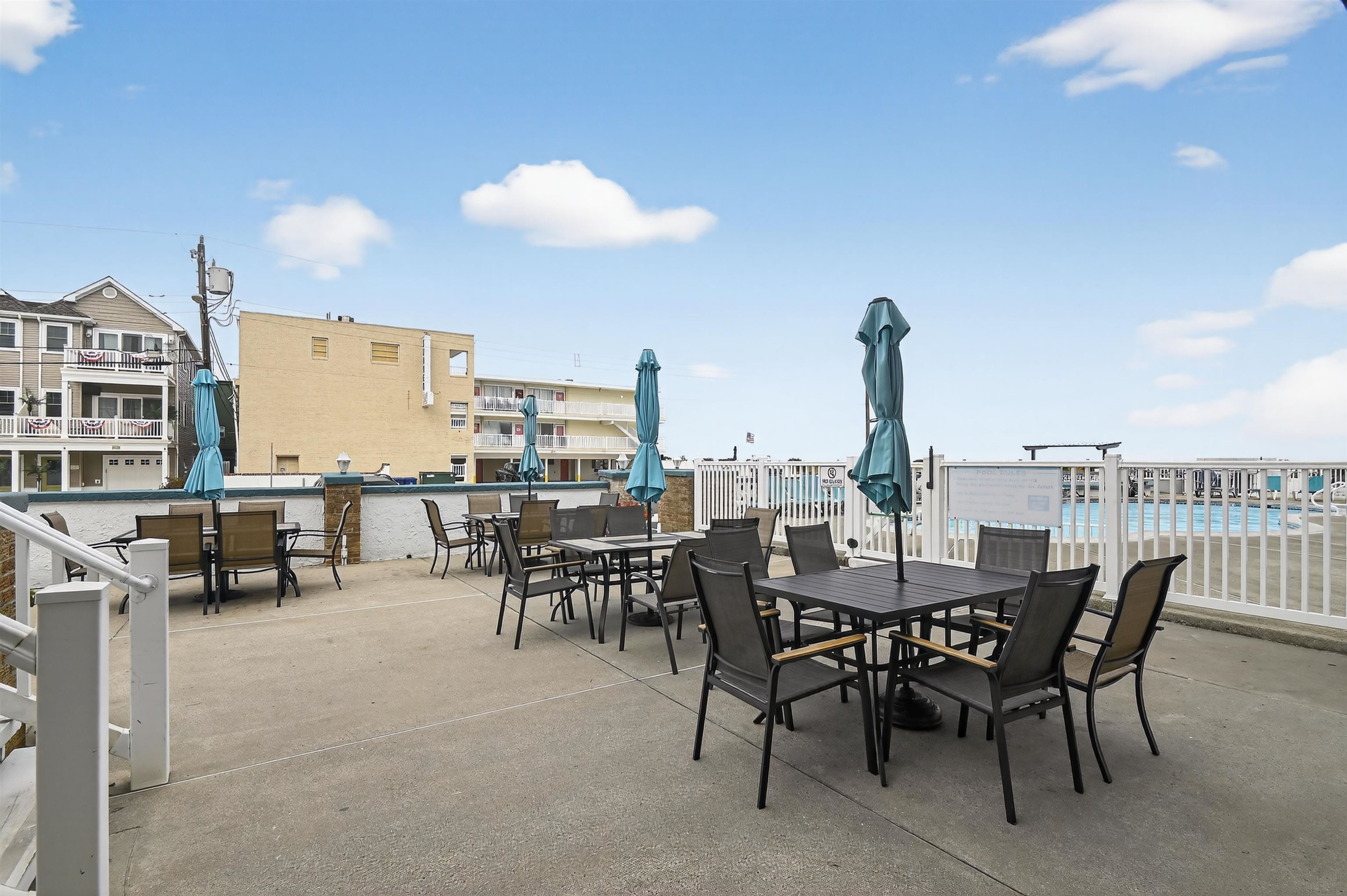 406-10 E Monterey Avenue