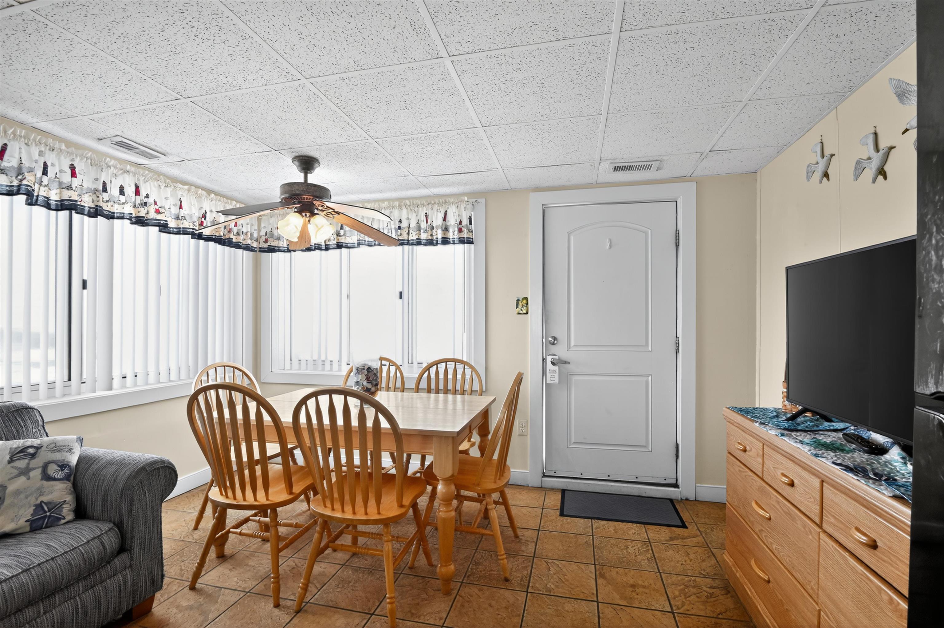 406-10 E Monterey Avenue