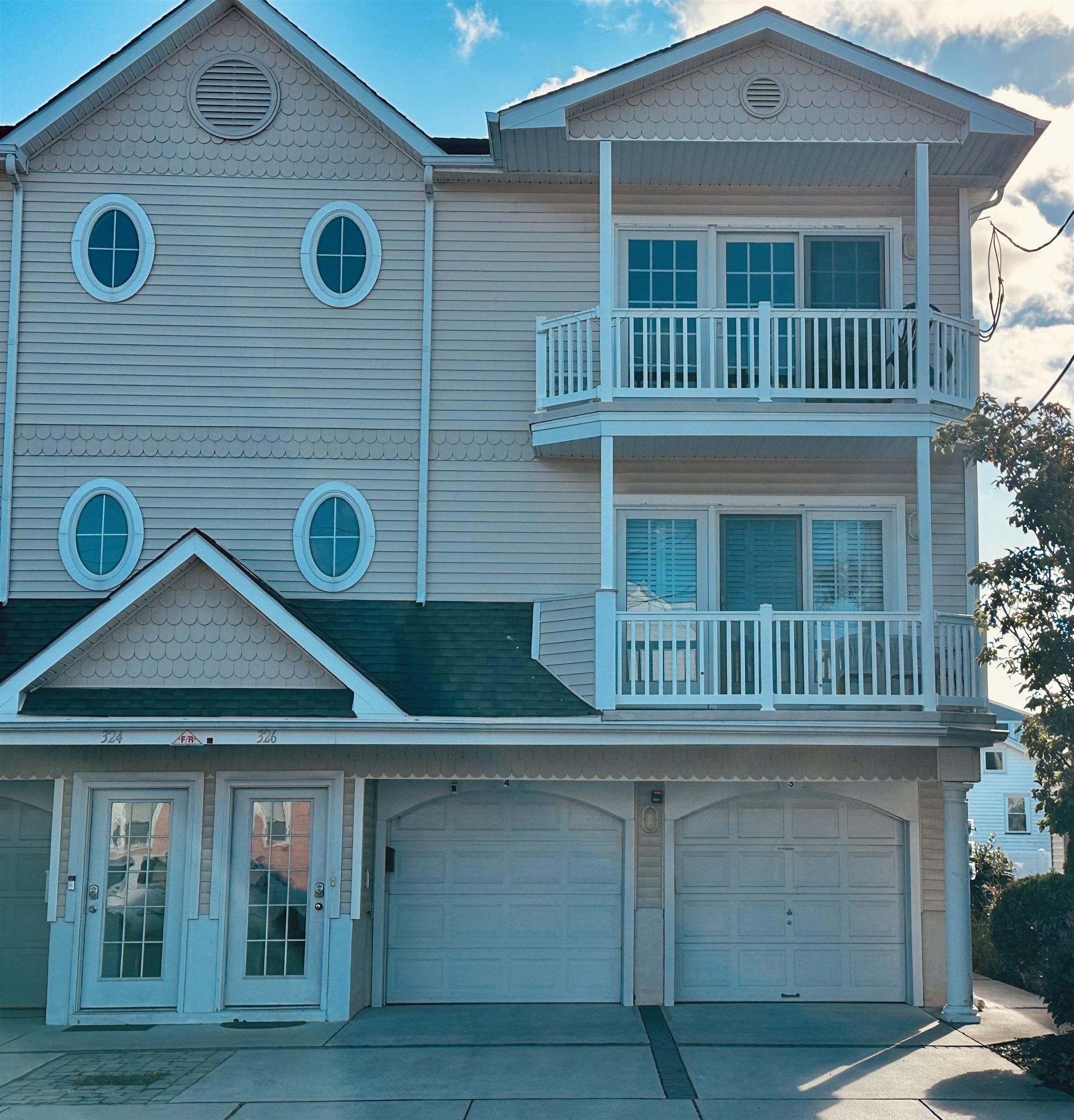 326 W Roberts Avenue-Wildwood