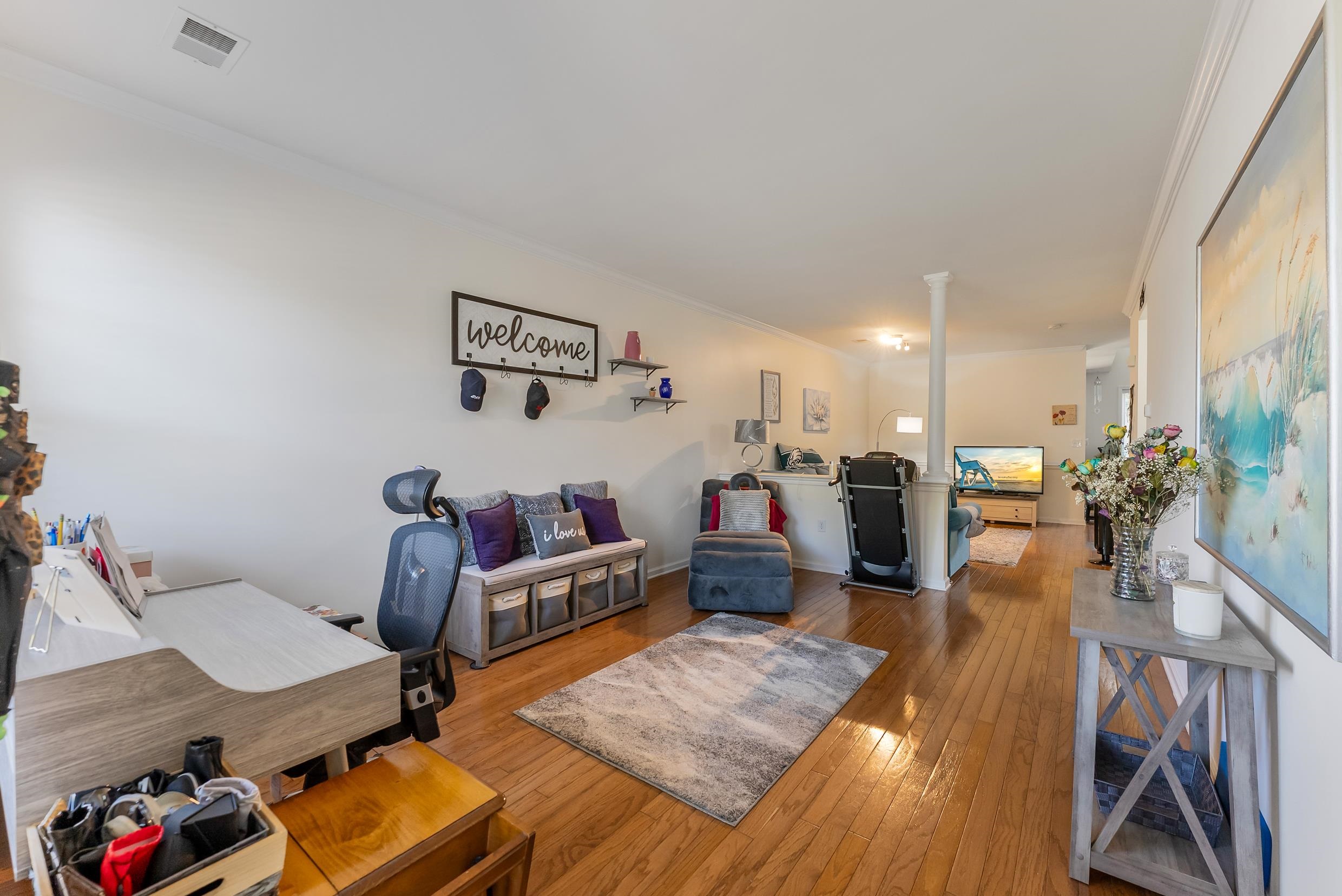 506 W Hampton Court - Picture 3