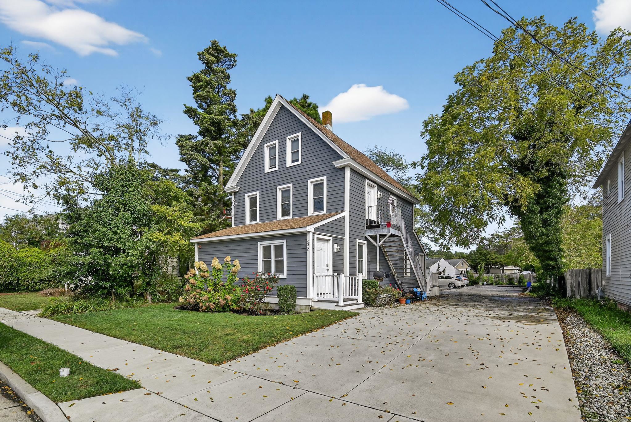 220 Hand Avenue - Cape May Court House