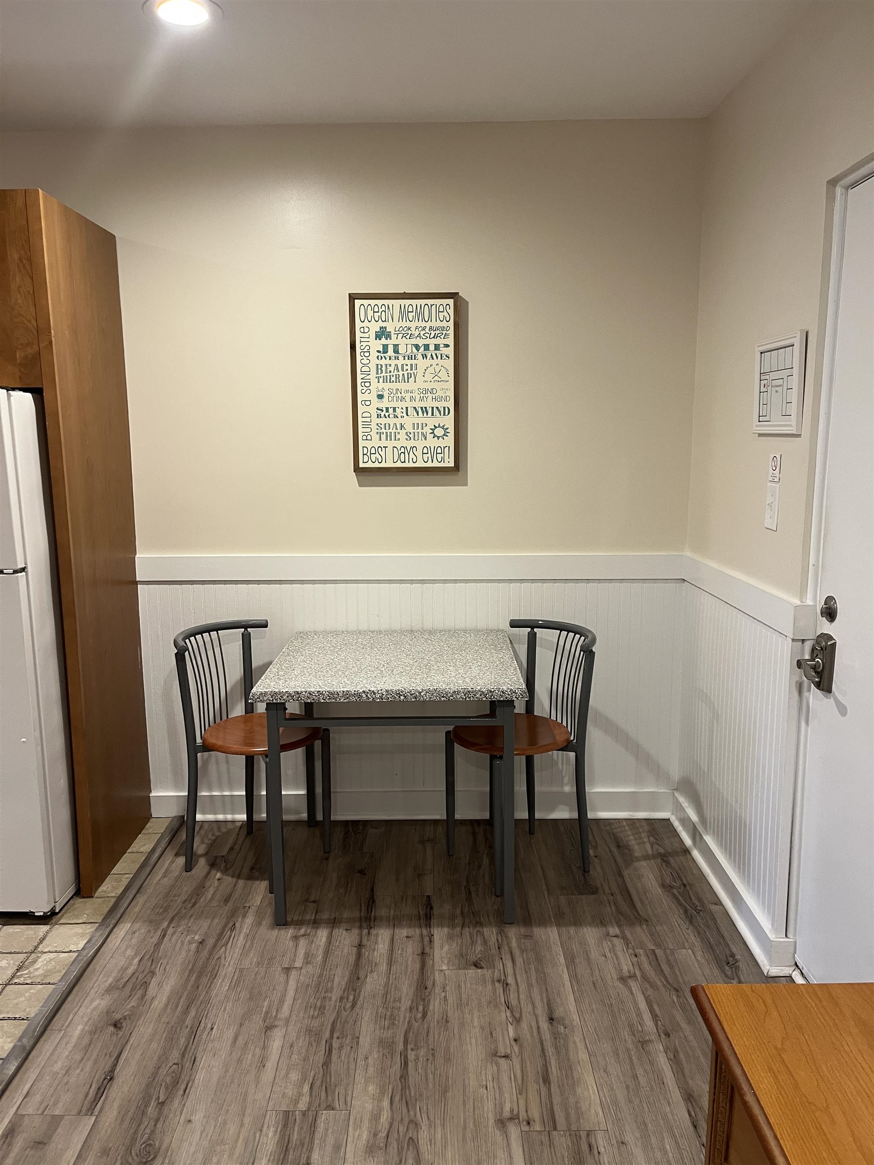 415 E Atlanta Avenue