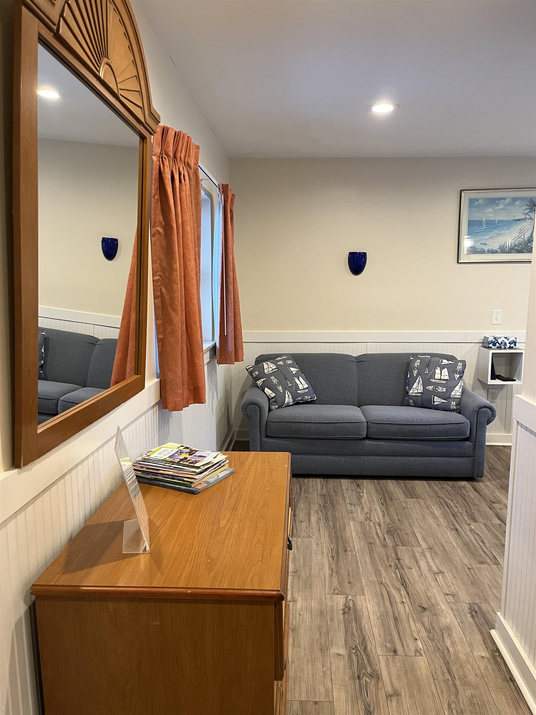 415 E Atlanta Avenue