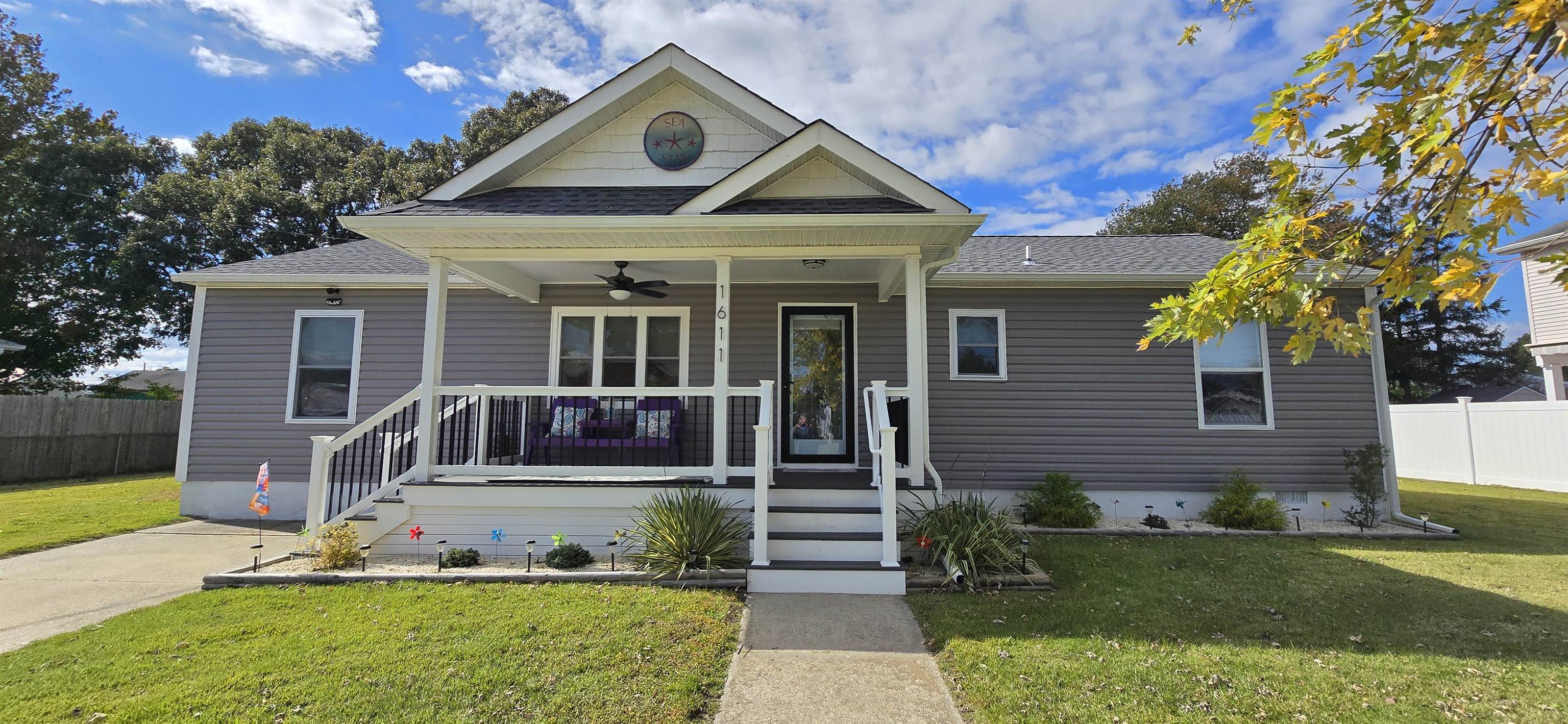 1611 Star Avenue-Villas