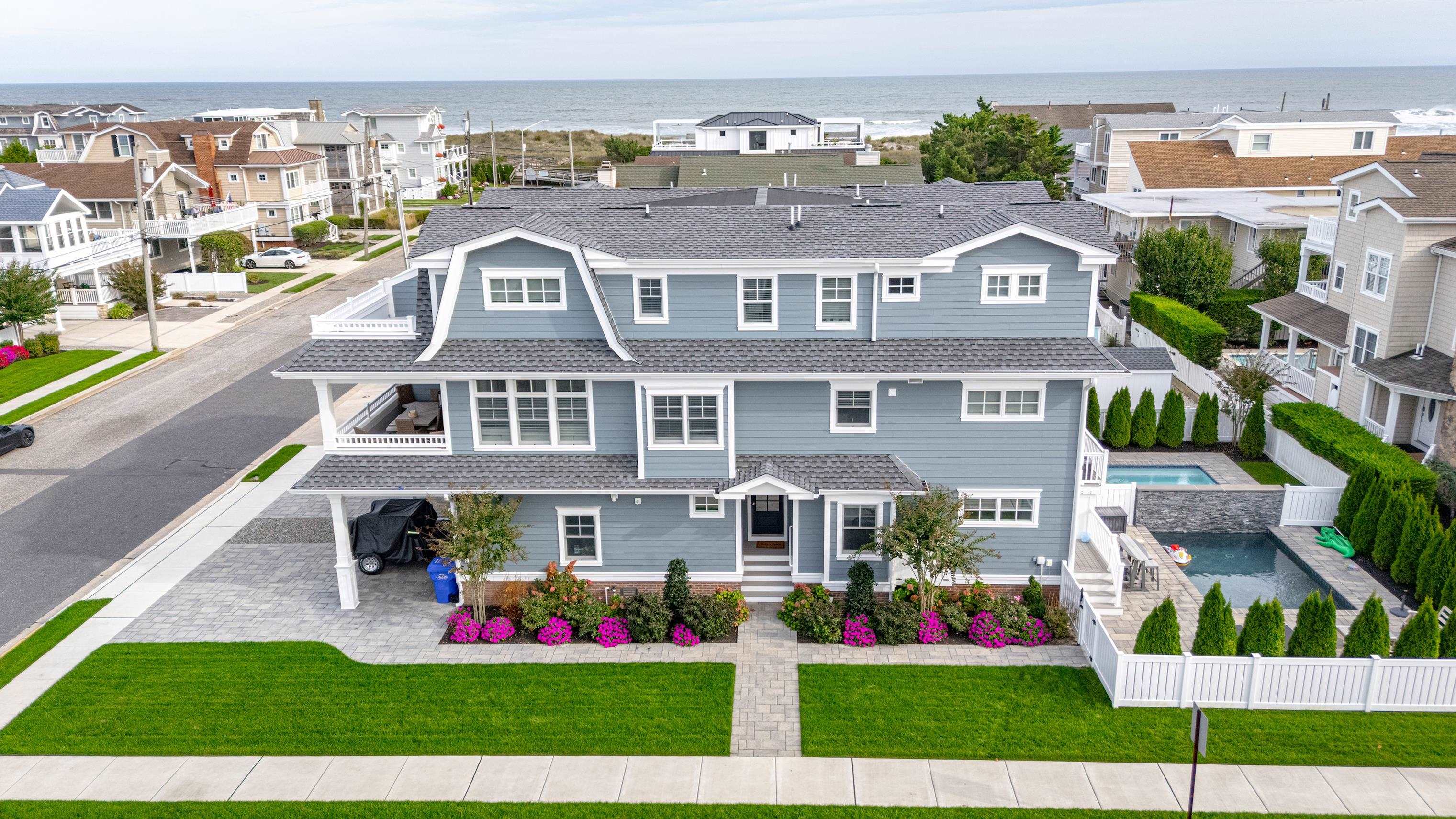 8 E 27th Street, Avalon