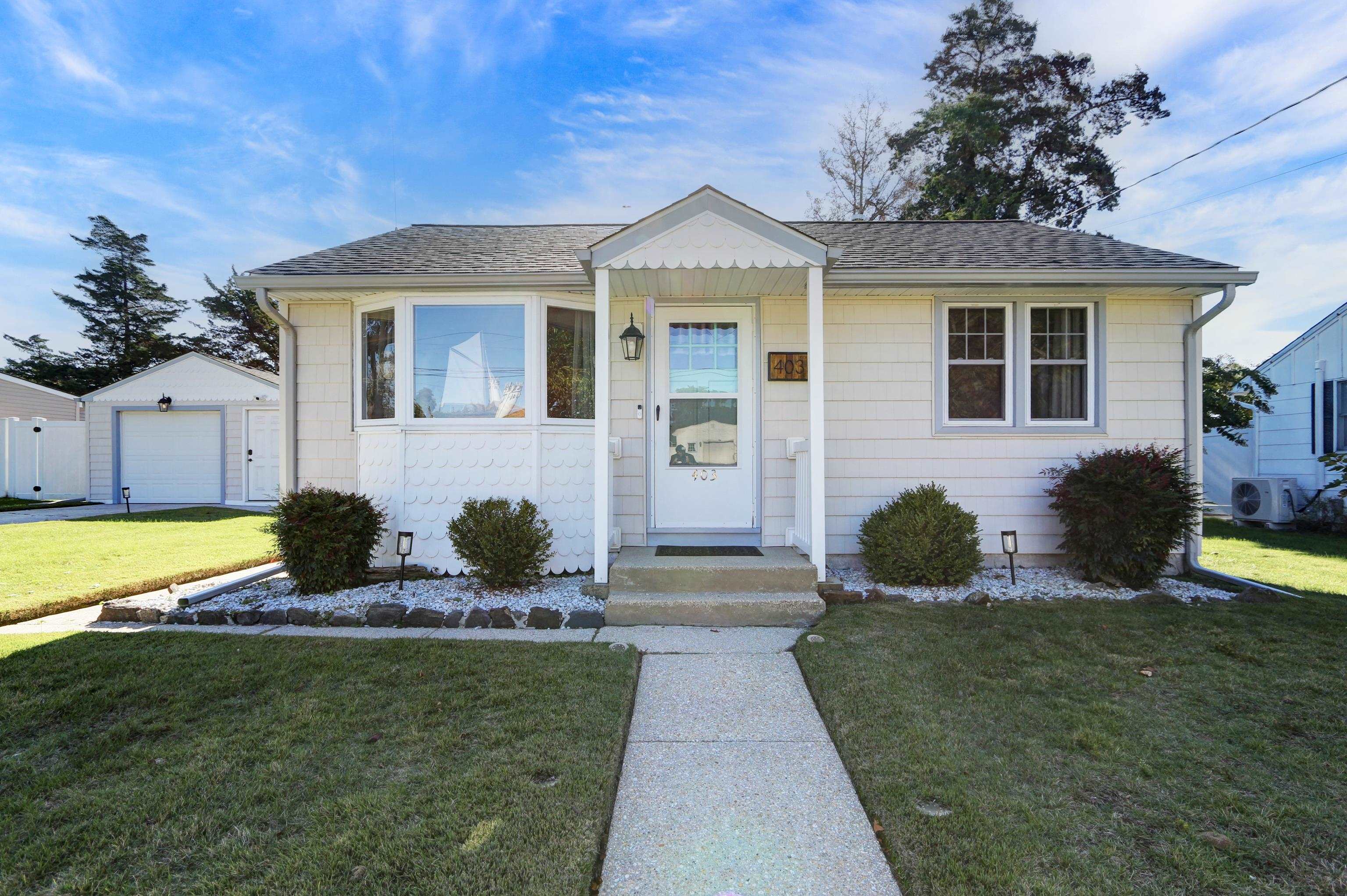 403 Miller Avenue - Picture 1