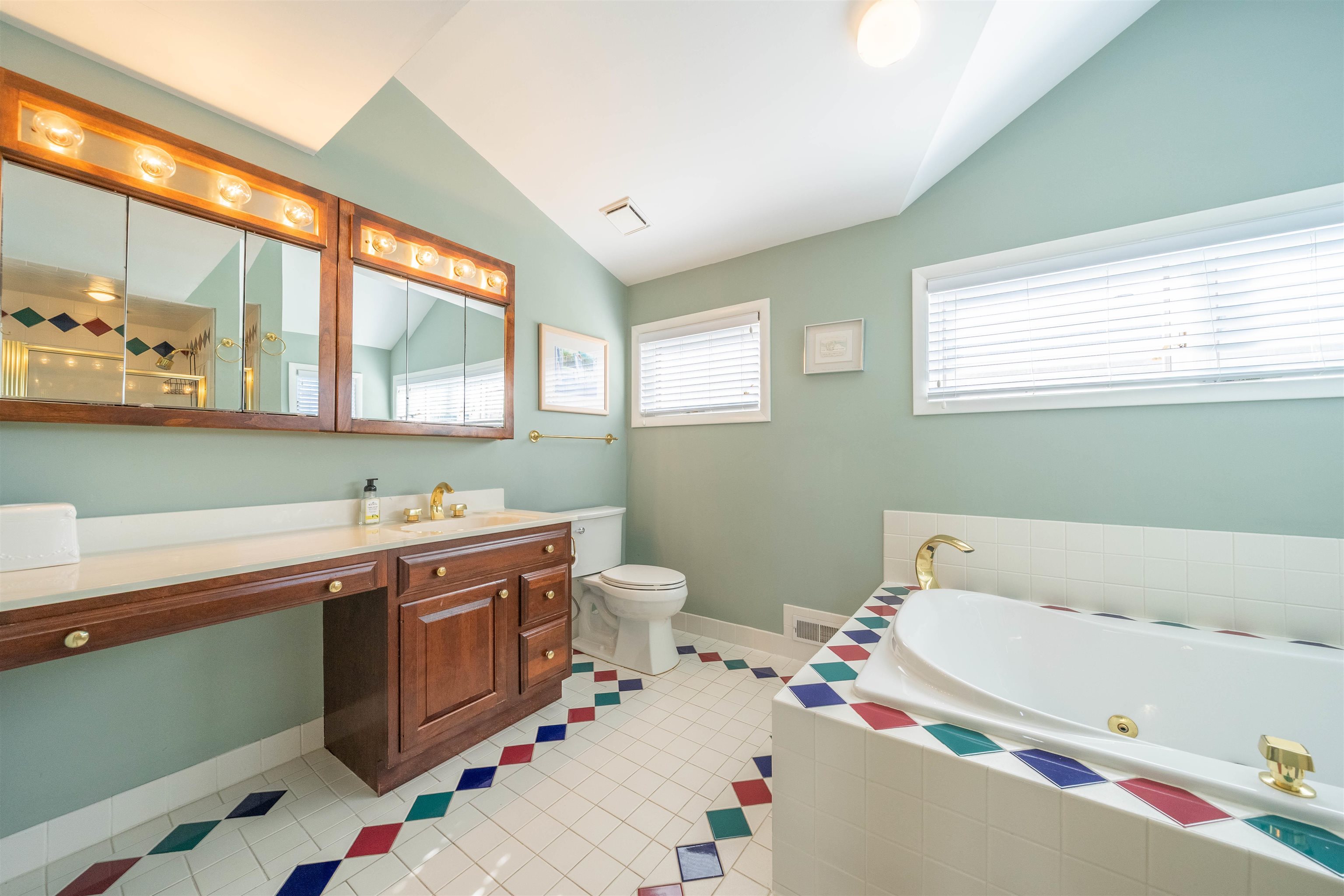 83 E 13th Street 